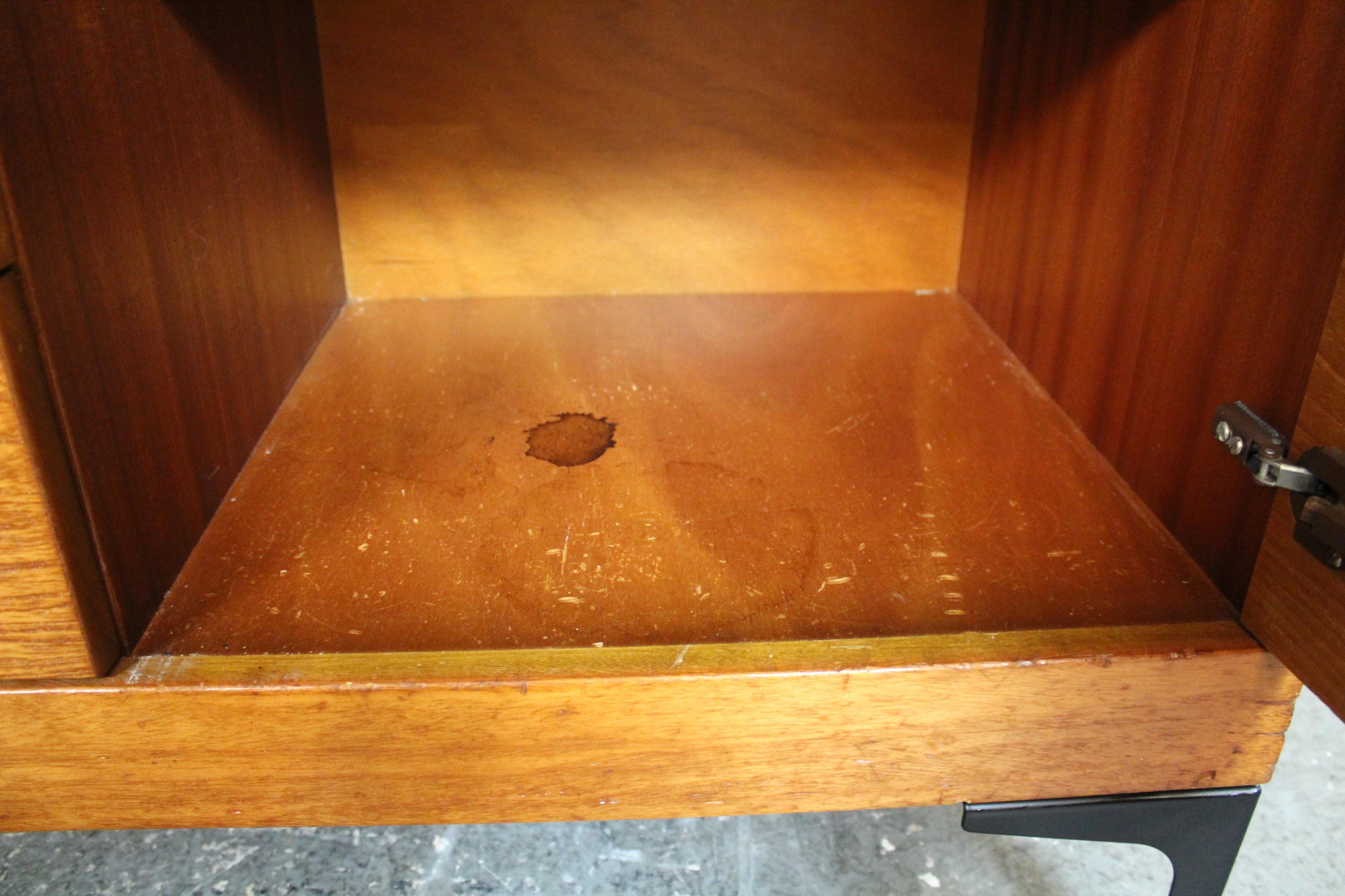 Mid-Century Modern British Teak Lowboy Dresser by White & Newton For Sale 7