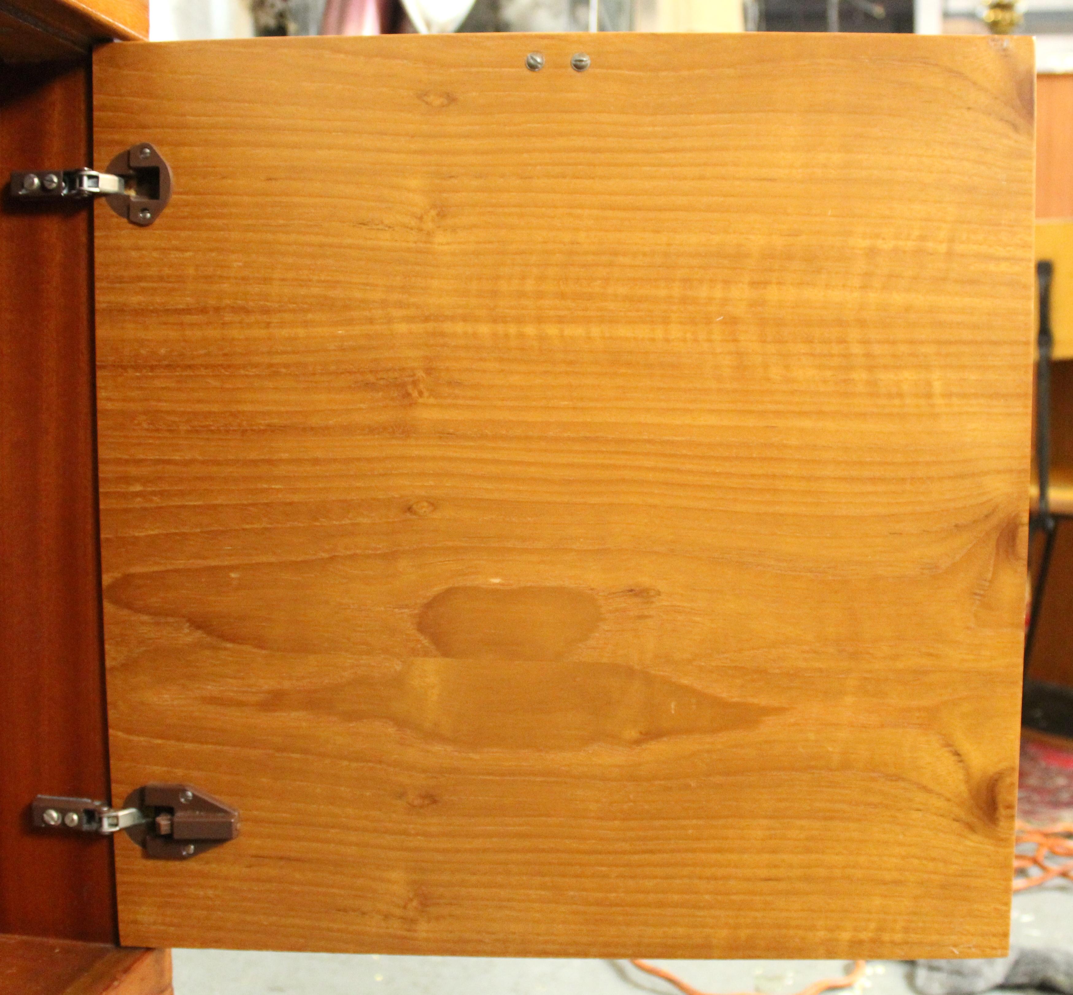Mid-Century Modern British Teak Lowboy Dresser by White & Newton For Sale 8
