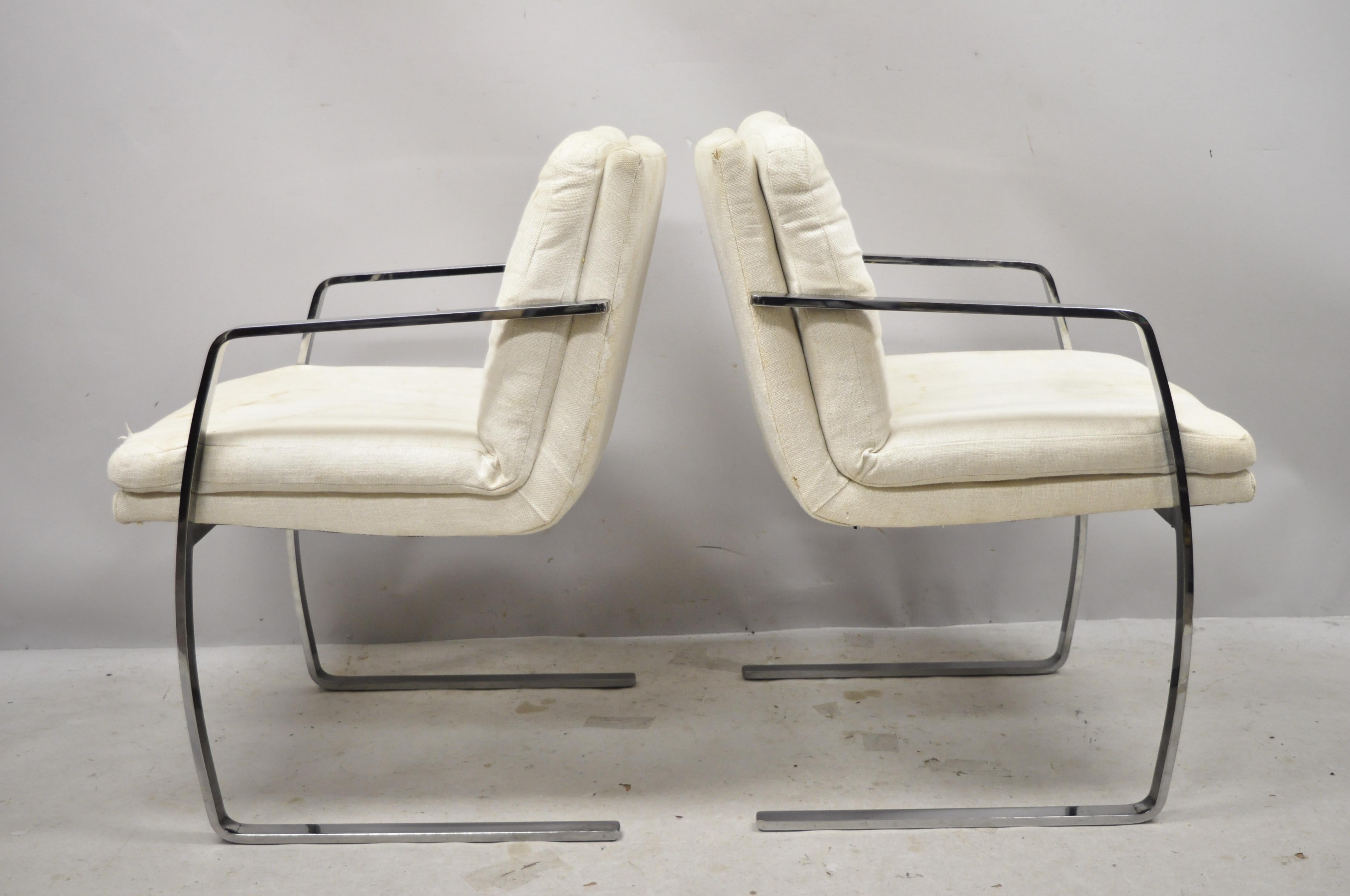 North American Mid-Century Modern BRNO Style Chrome Cantilever Lounge Armchairs 'A', a Pair For Sale