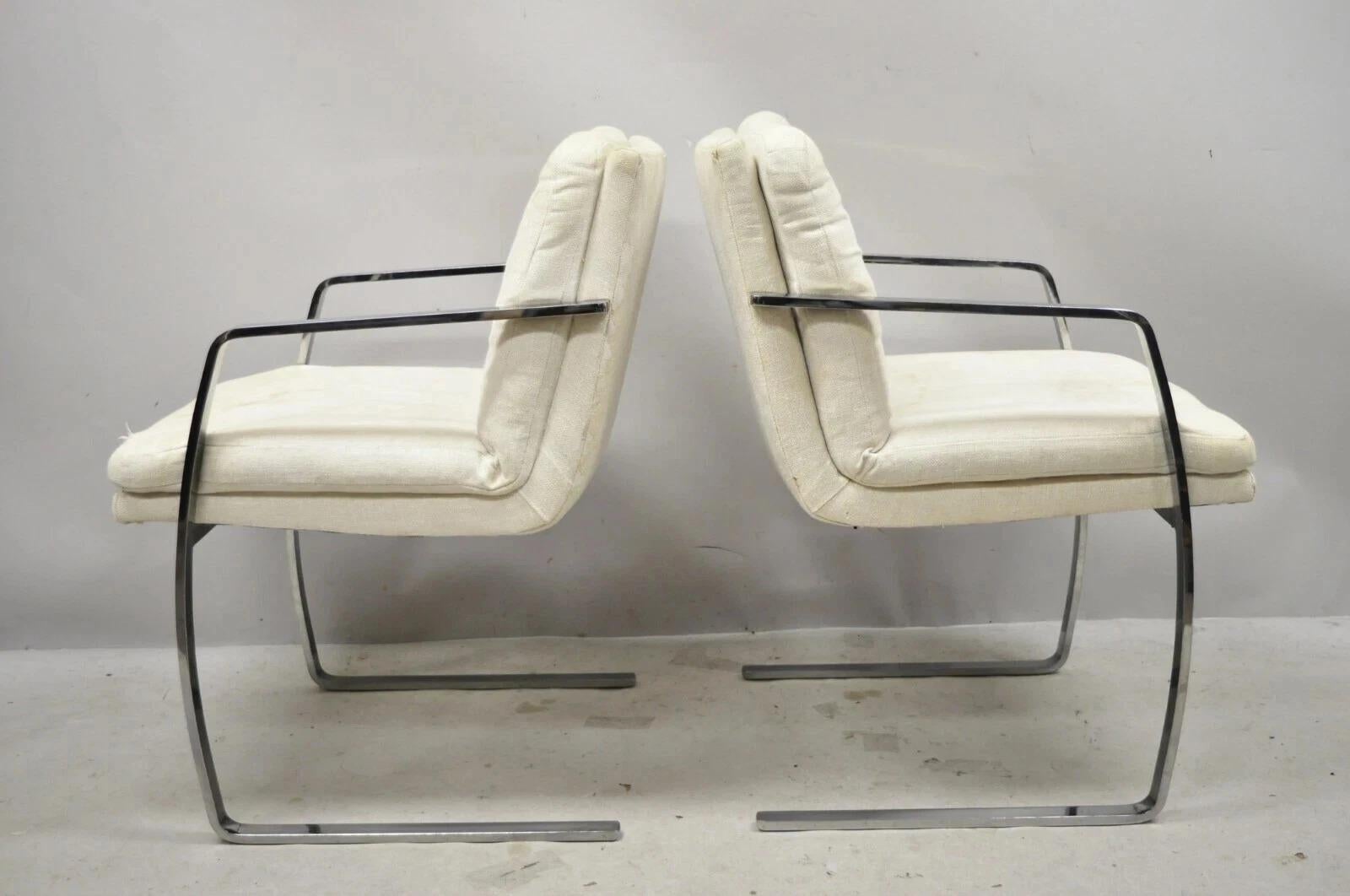 Mid Century Modern BRNO Style Chrom Freischwinger Lounge Arm Sessel (A) - ein Paar (Moderne der Mitte des Jahrhunderts) im Angebot