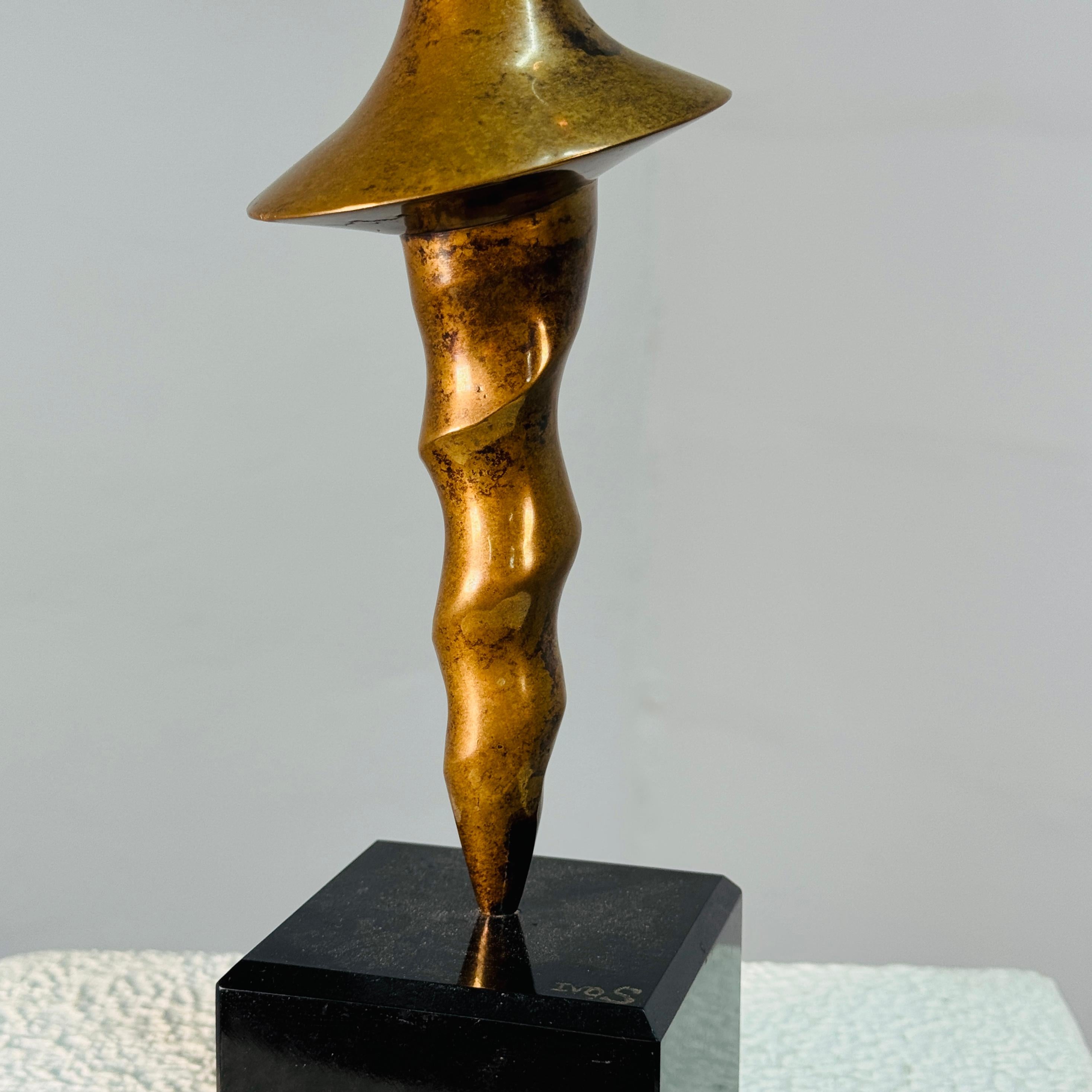Mid Century Modern bronze ‘Ballerina’ on marble pedestal. For Sale 1