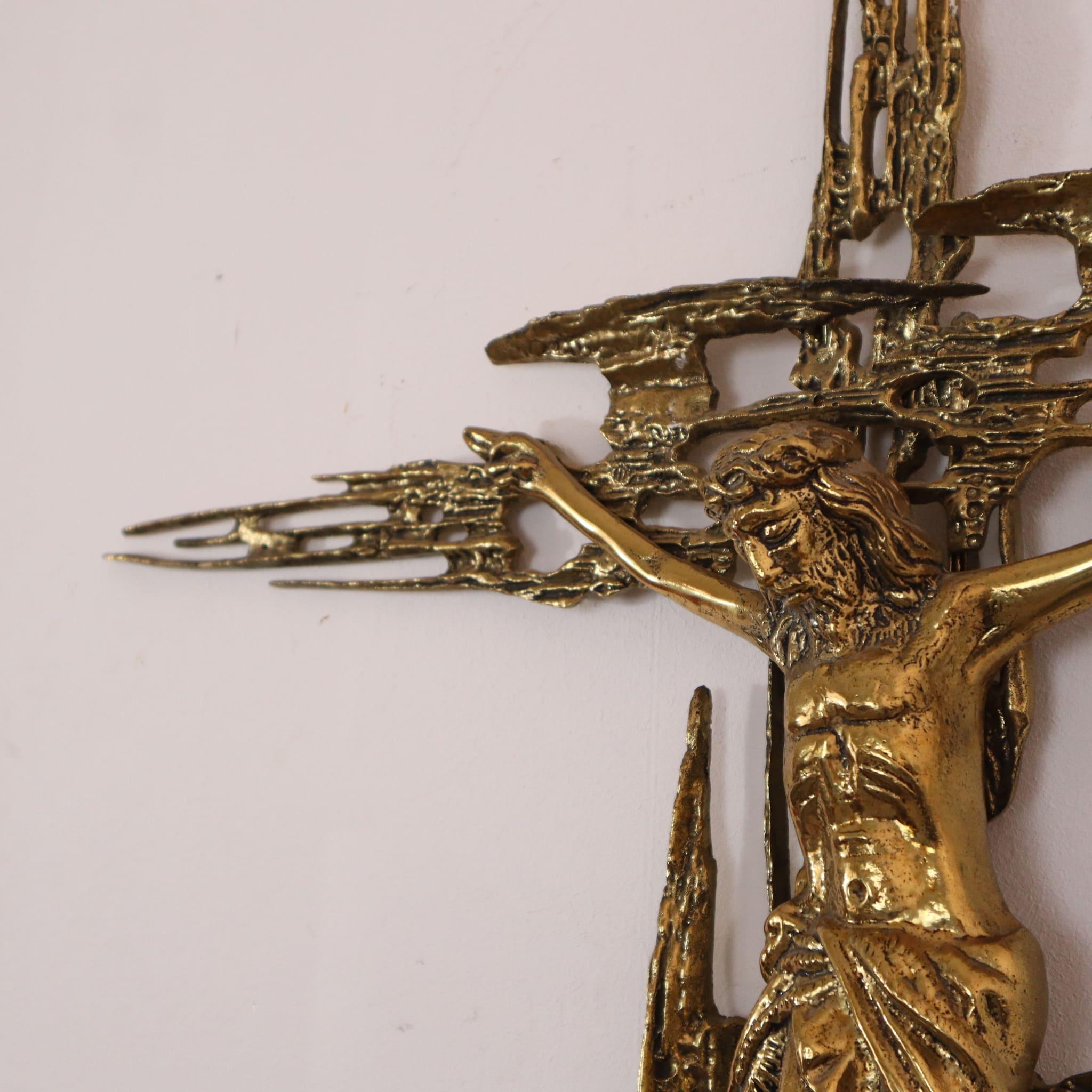 Mid-century modern bronze brutalist crucifix Christ by Salvador Dali Italy 1970s 3