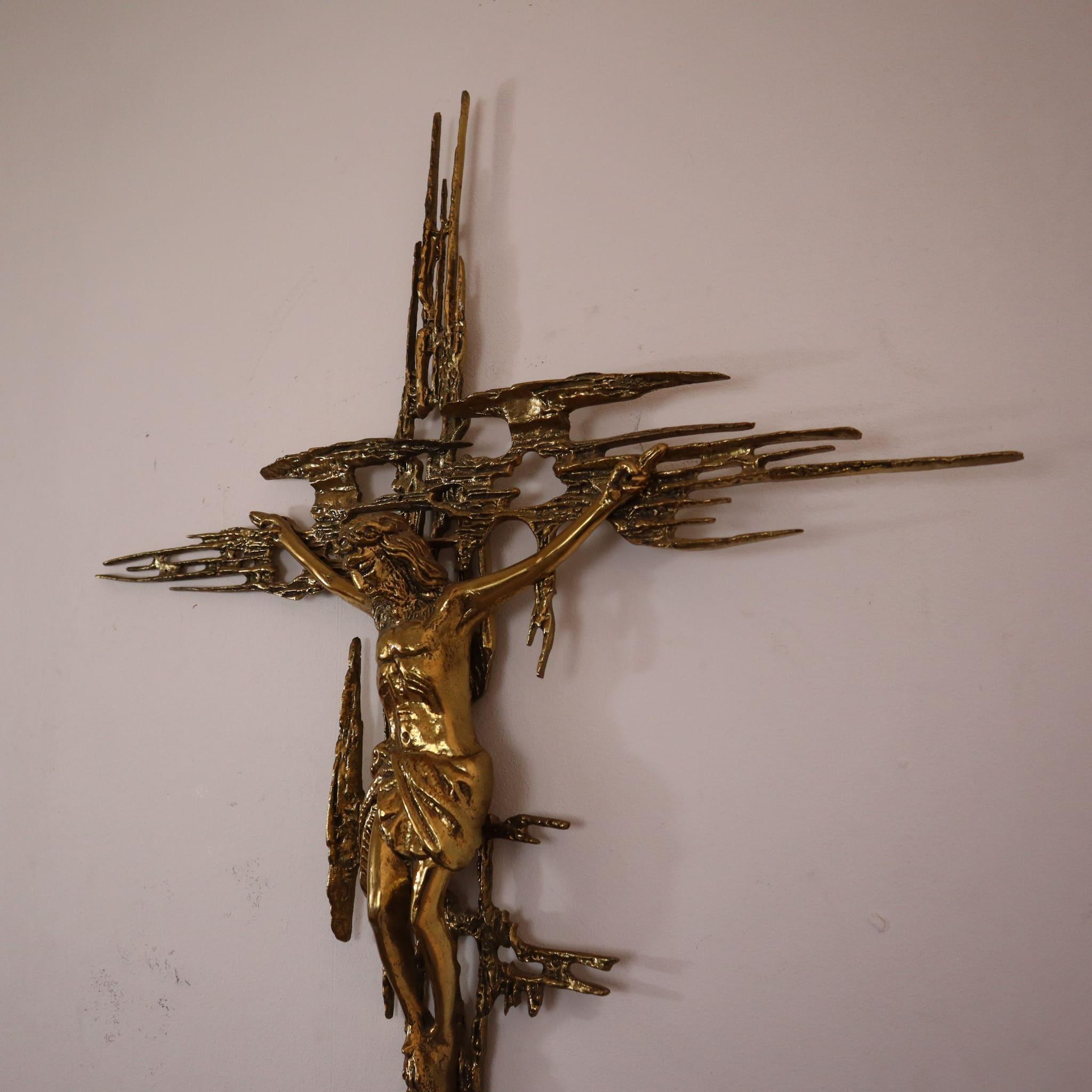 Mid-century modern bronze brutalist crucifix Christ by Salvador Dali Italy 1970s 4