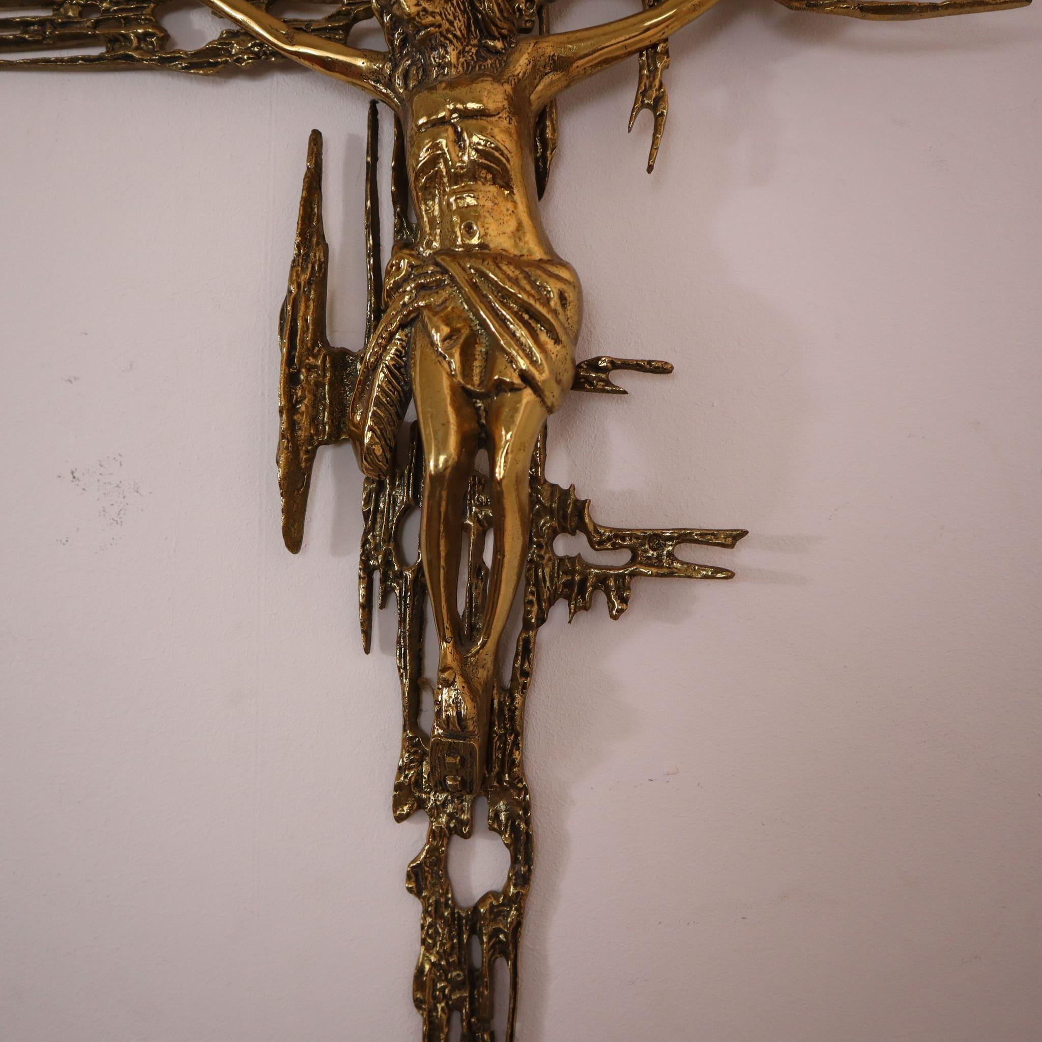 Mid-century modern bronze brutalist crucifix Christ by Salvador Dali Italy 1970s 5