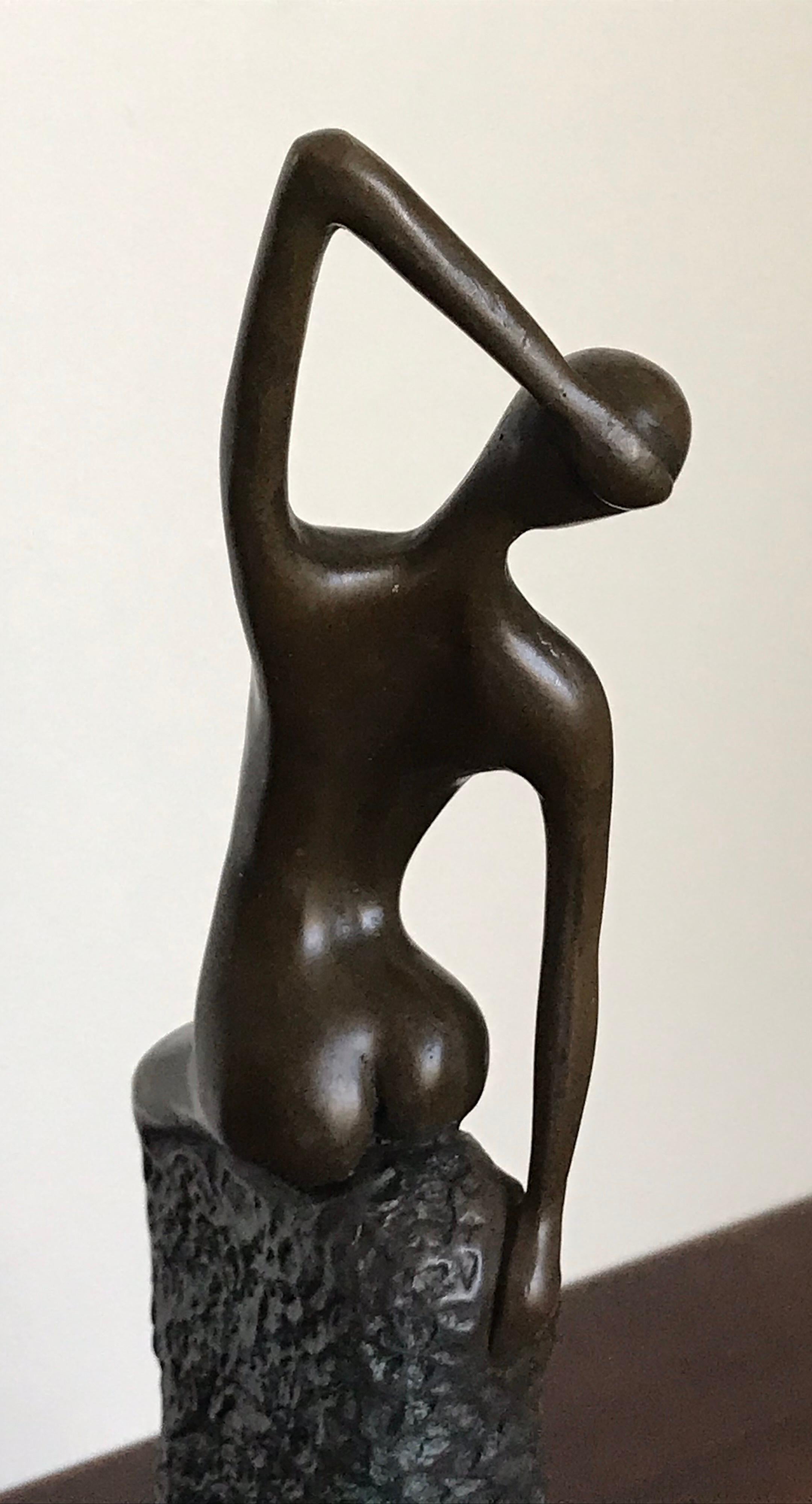 Italian Mid-Century Modern Bronze Female Figurine Sculpture by Aldo Vitaleh, Italy