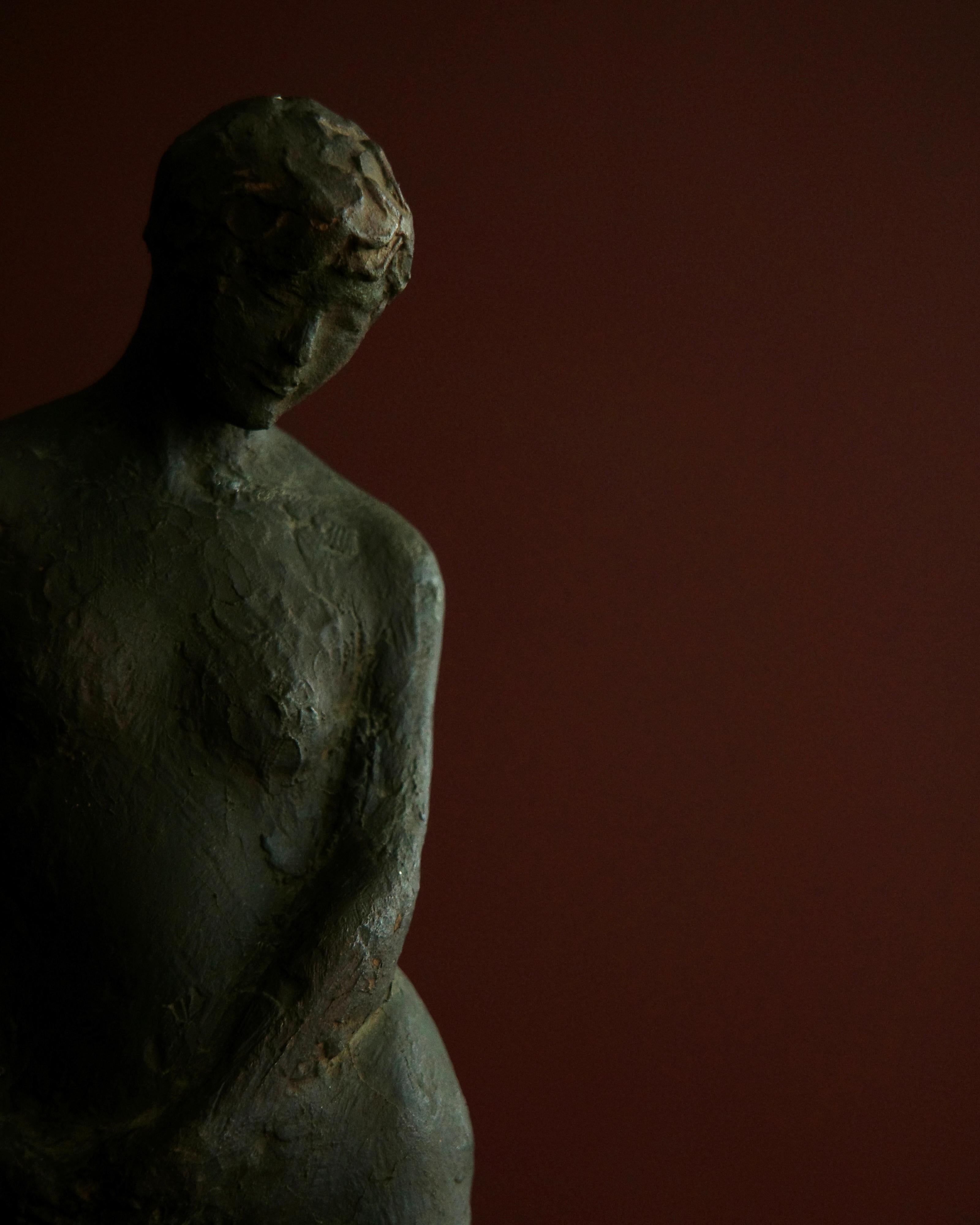 Mid-Century moderno Statua femminile in bronzo di epoca moderna in vendita