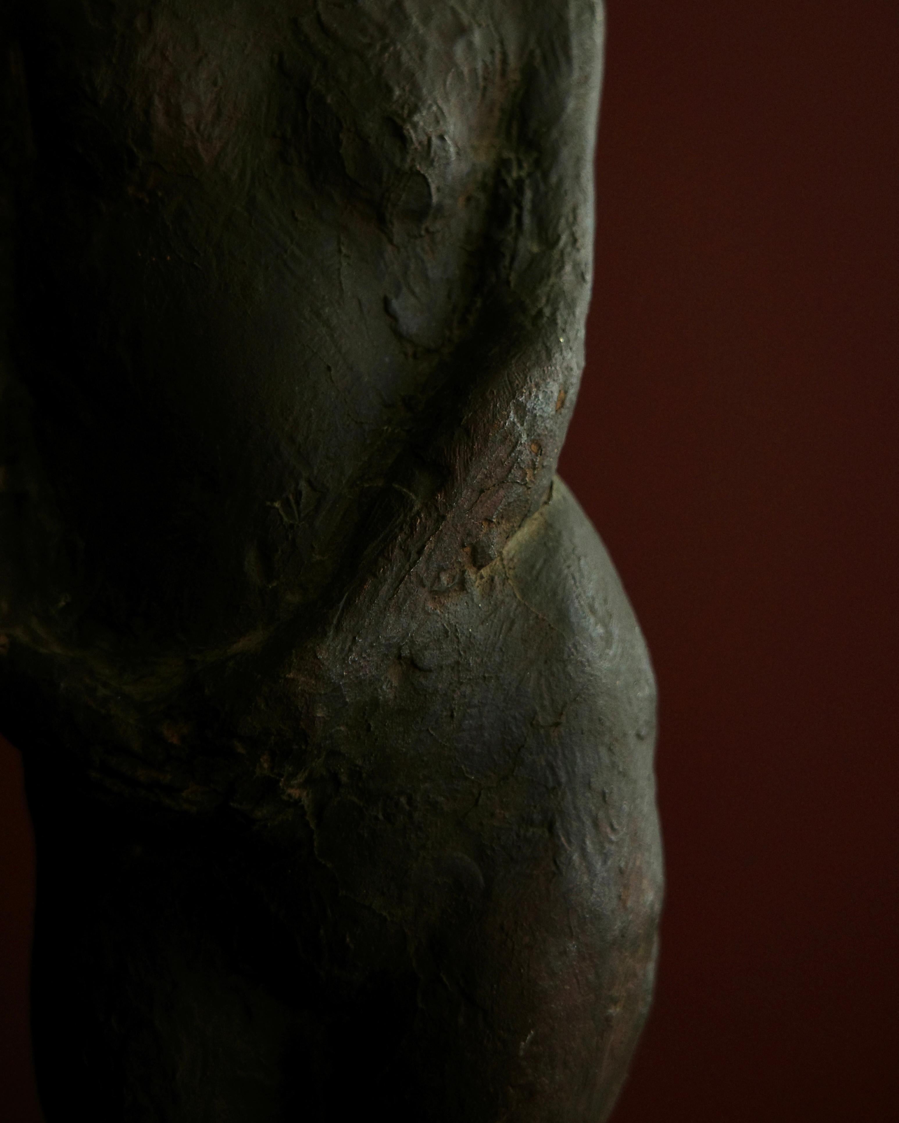 Statua femminile in bronzo di epoca moderna In condizioni buone in vendita a Bozeman, MT