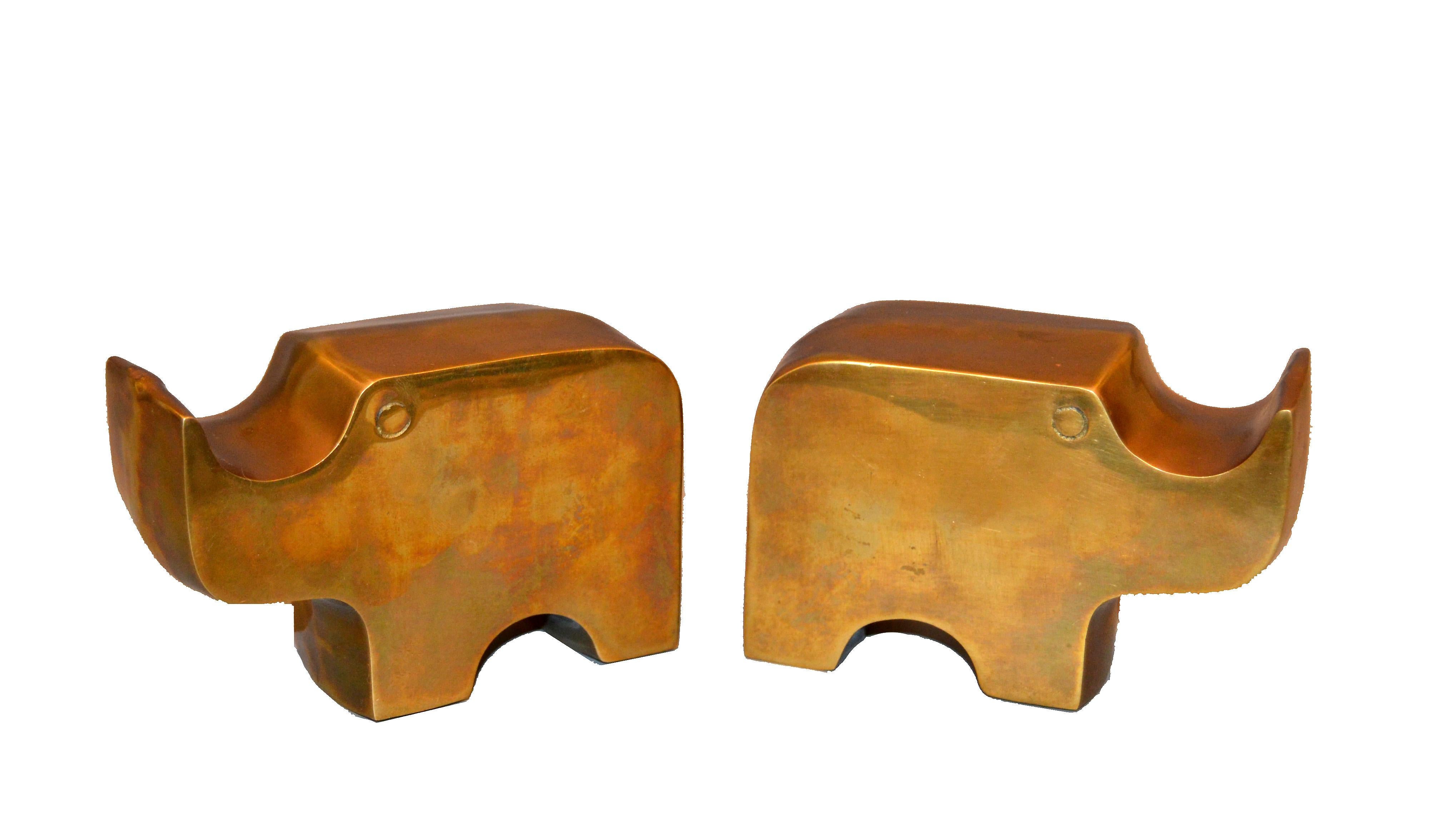American Mid-Century Modern Bronze Rhinoceros Bookends in the Manner of Fratelli Mannelli