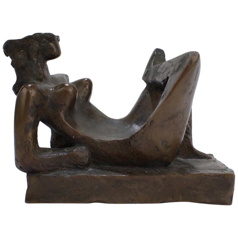 Mid-Century Modern Bronze Sculpture of a Nude Reclining Woman by Harvey  Weiss For Sale at 1stDibs