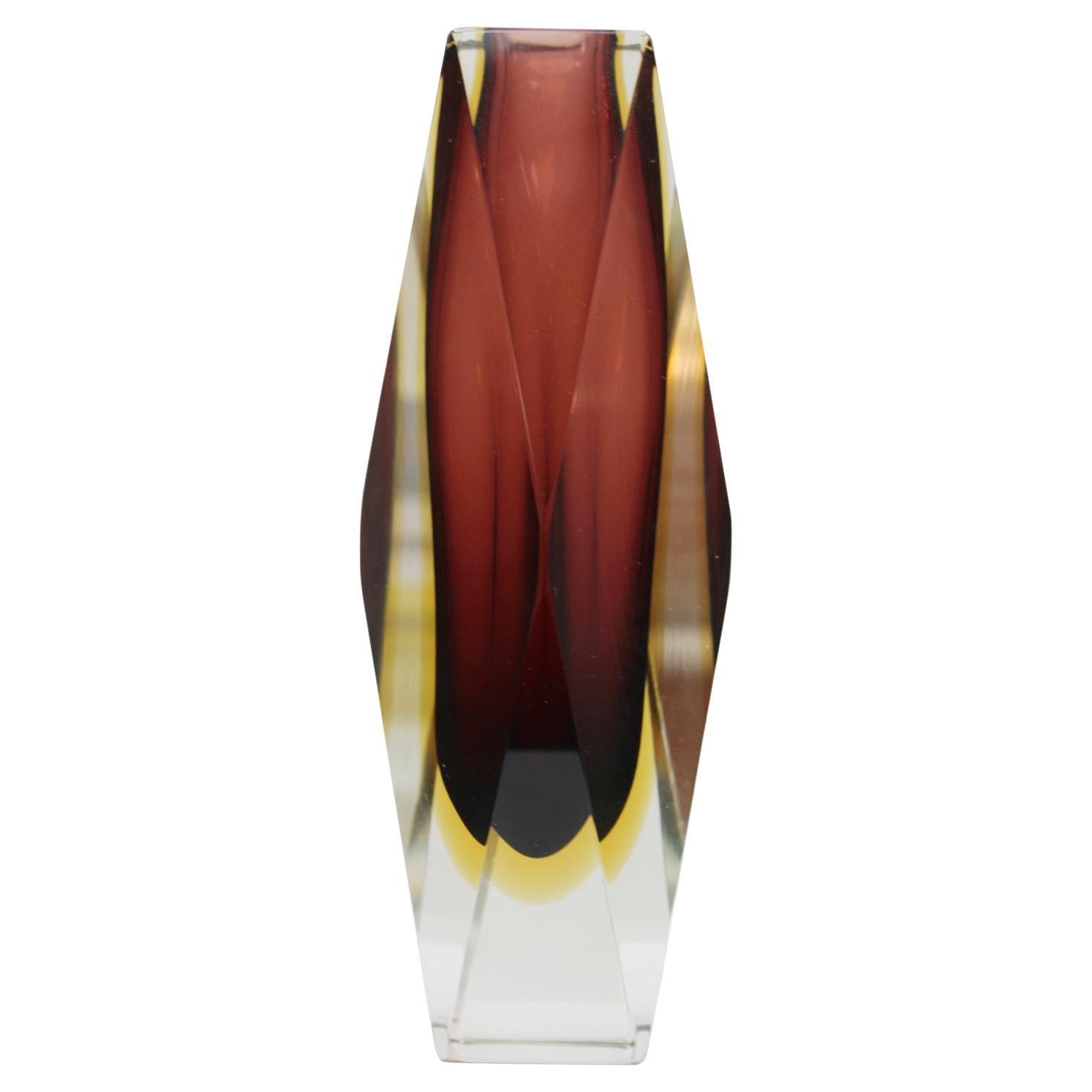 Vaso in vetro di Murano marrone e giallo della metà del secolo 1960 in vendita
