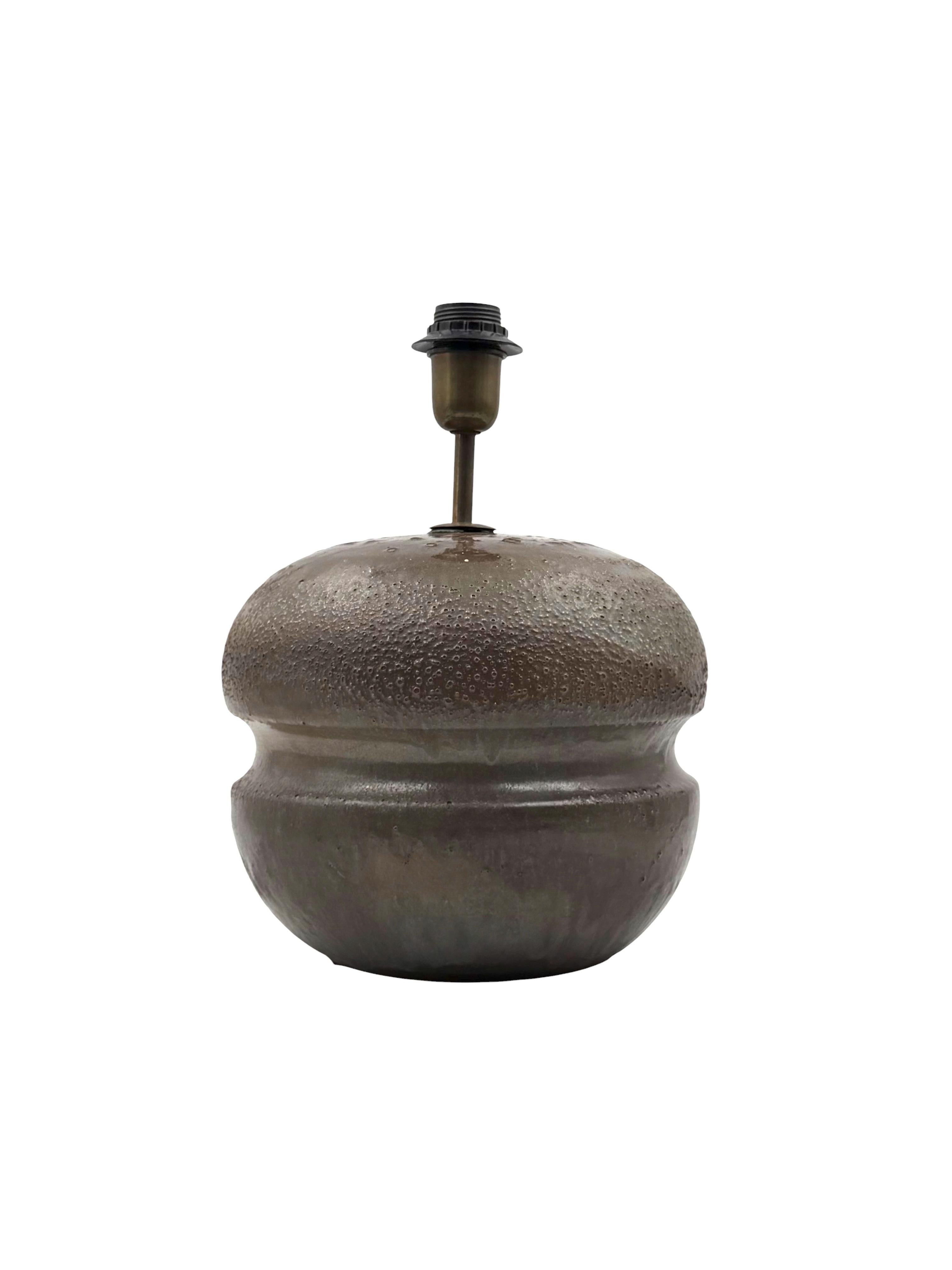 Mid-century modern brown ceramic lamp base,  France 1960s Mid-20th Century en venta