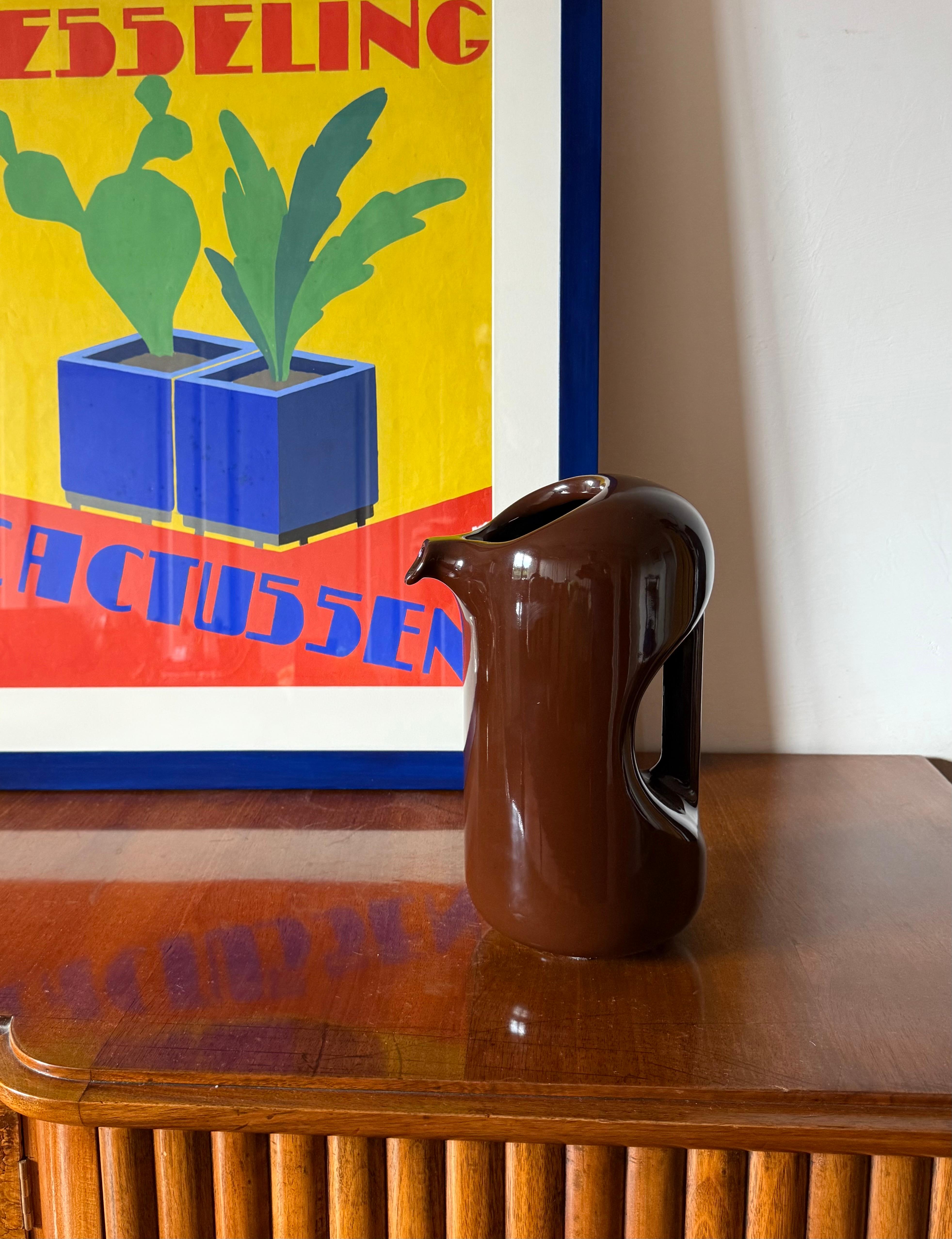 Space Age Mid-century modern brown ceramic vase / jug, Il Picchio Italy 1970s in vendita