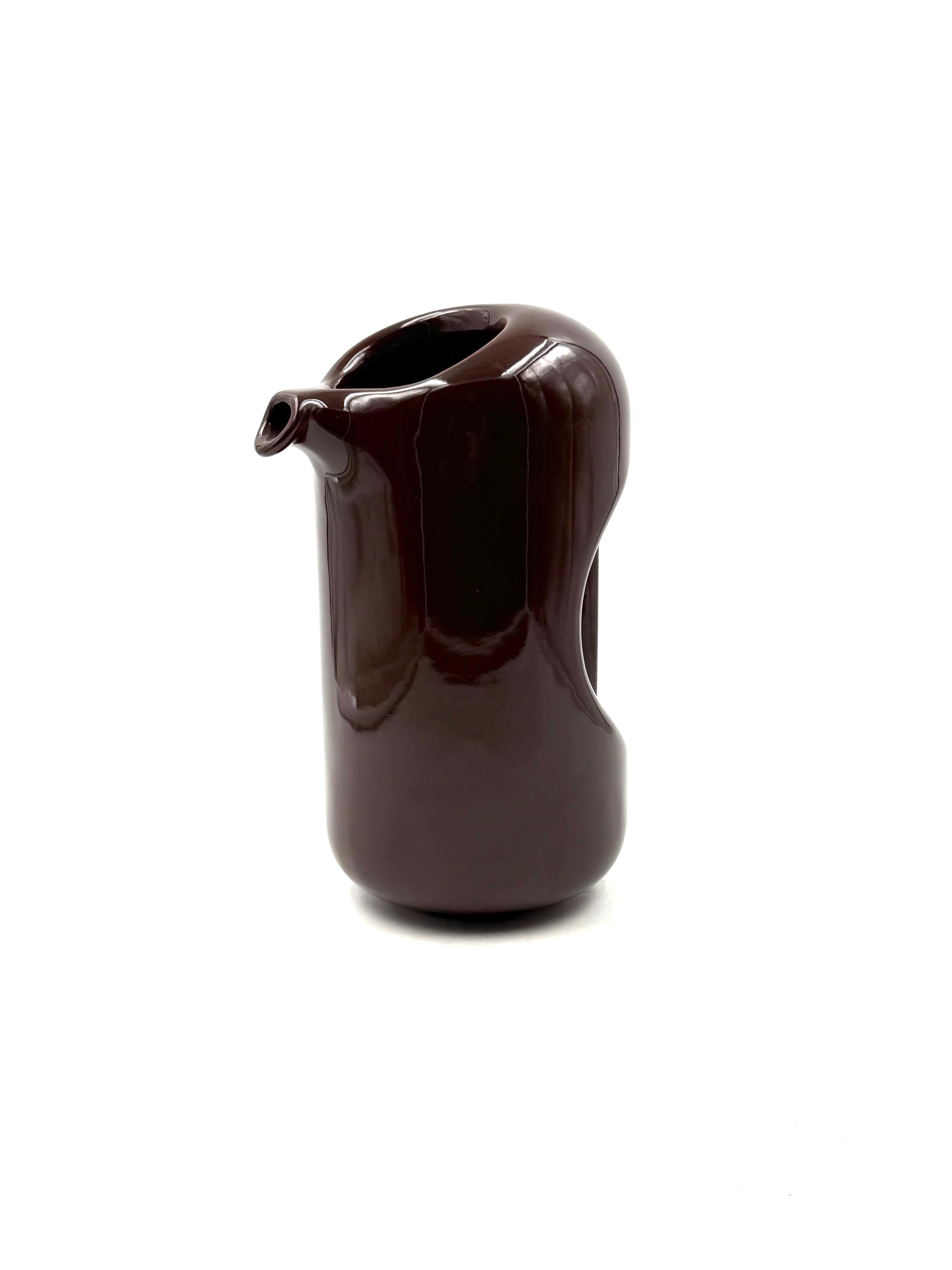 Ceramica Mid-century modern brown ceramic vase / jug, Il Picchio Italy 1970s in vendita