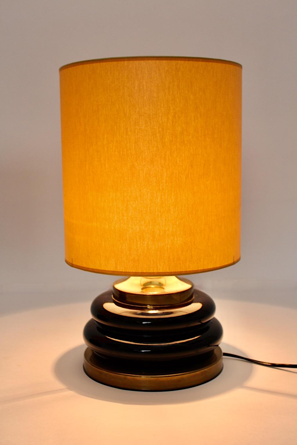 Modernist Brown Gold Glass Vintage Table Lamps Pair Duo, 1970s, Italy For Sale 5