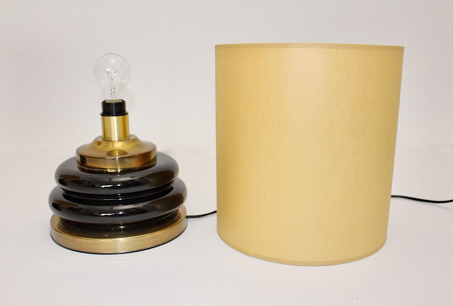 Modernist Brown Gold Glass Vintage Table Lamps Pair Duo, 1970s, Italy For Sale 7