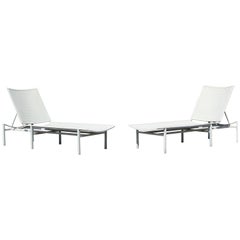 Vintage Mid-Century Modern Brown Jordan Pair of Outdoor Patio Chaise Longue Chairs 1960s