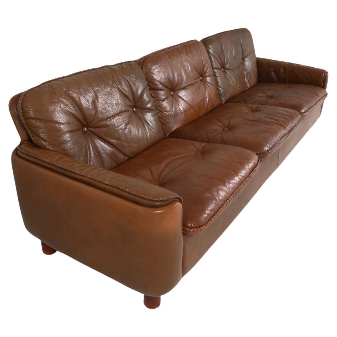 Norwegian Mid-Century Modern brown Leather 3 seat Sofa round Legs Sigurd Resell Norway