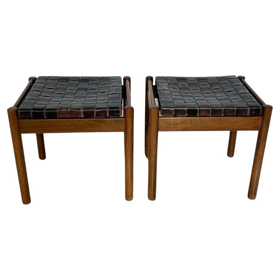 Mid-Century Modern Brown Leather and Wood Pair of Stools For Sale
