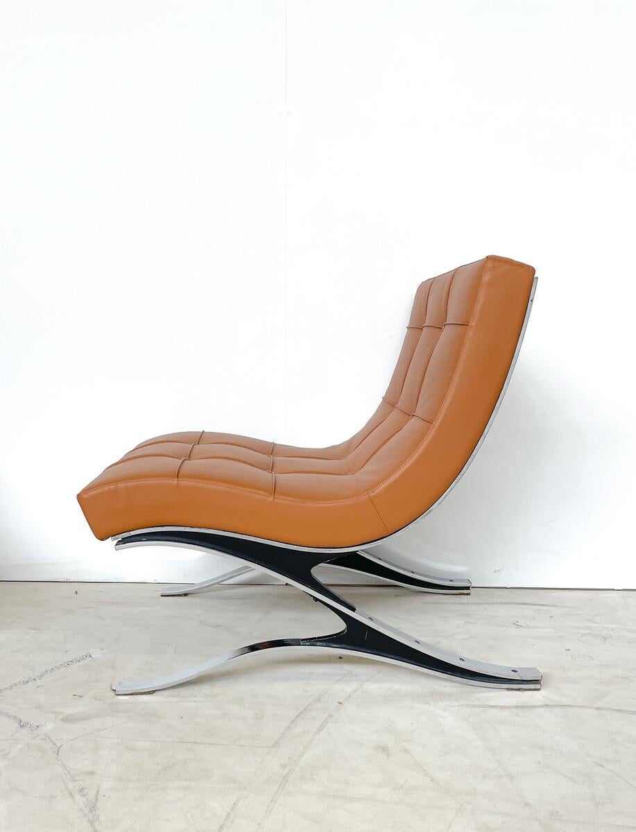 Mid-Century Modern Brown Leather Armchair, Italy, 1970s  In Good Condition For Sale In Brussels, BE