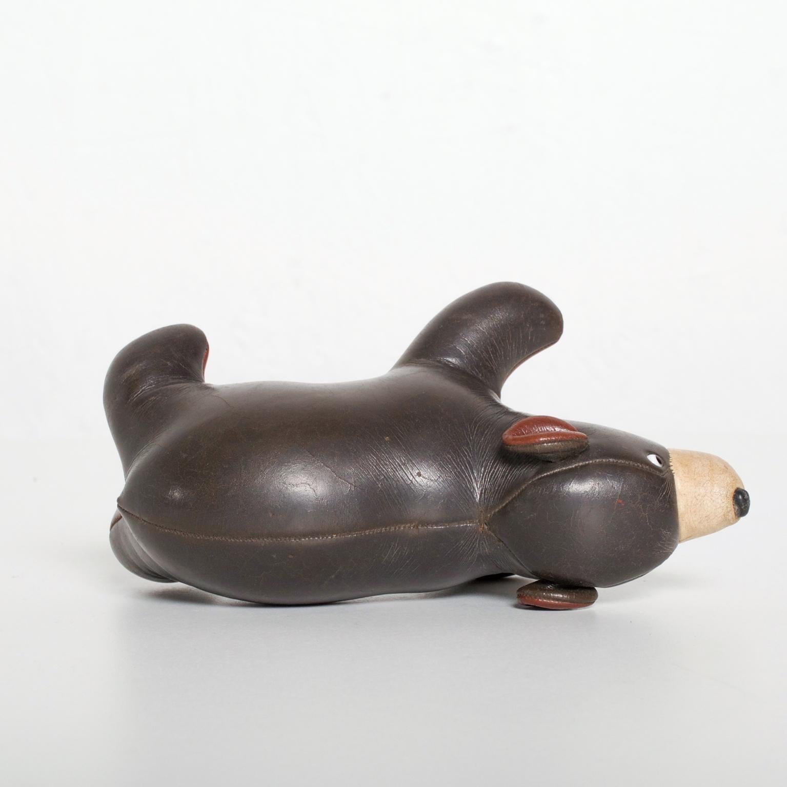 Américain Jouet en peluche ours en cuir marron moderne du milieu du siècle dernier