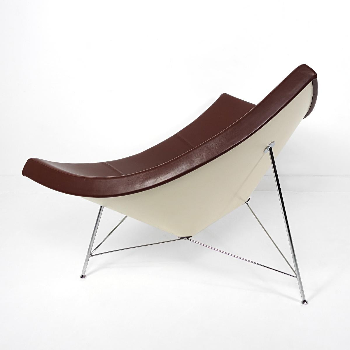 Mid-Century Modern Chaise Coconut en cuir Brown, moderne, du milieu du siècle, par George Nelson pour Vitra en vente