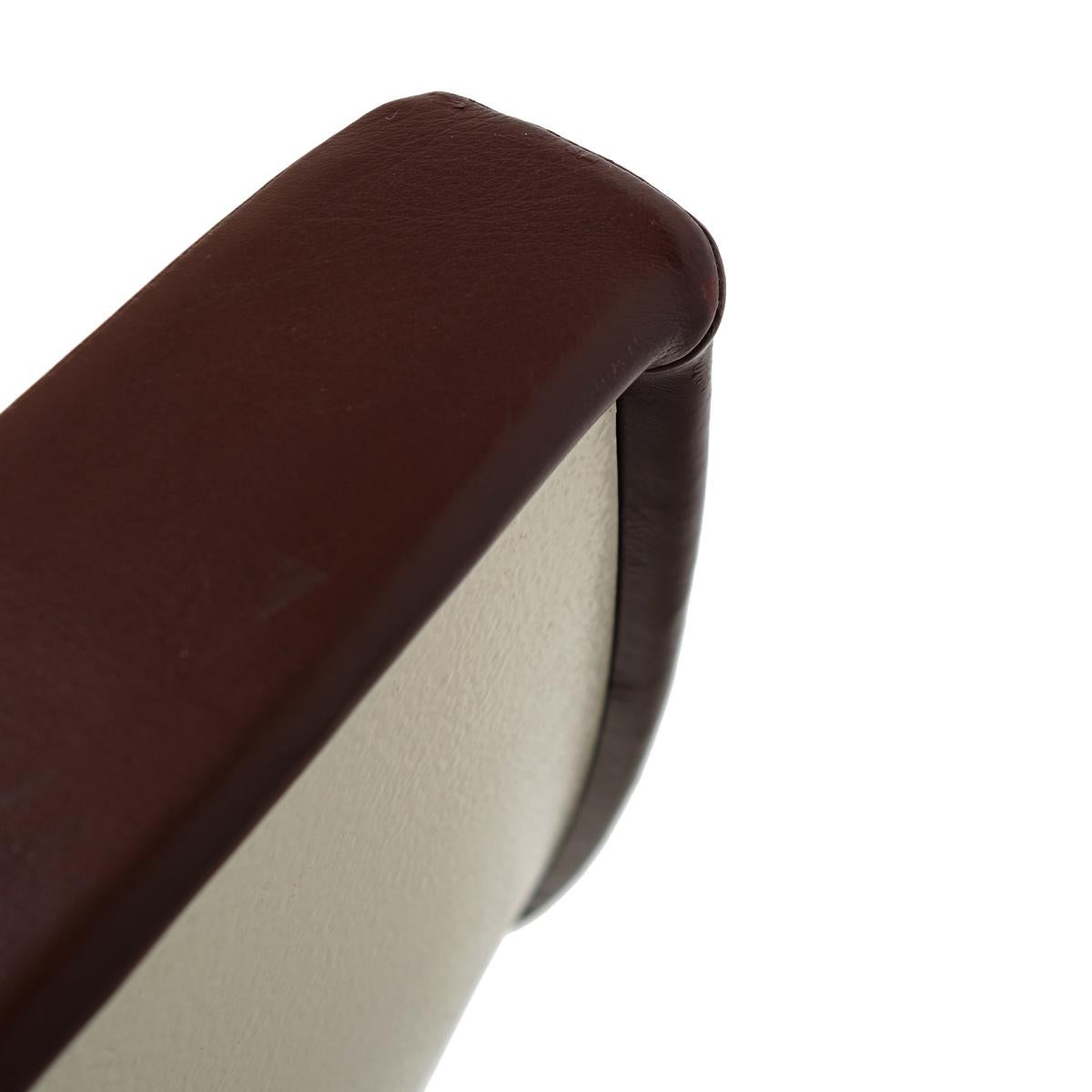 Mid-Century Modern Brown Leather Coconut Chair von George Nelson für Vitra im Angebot 1