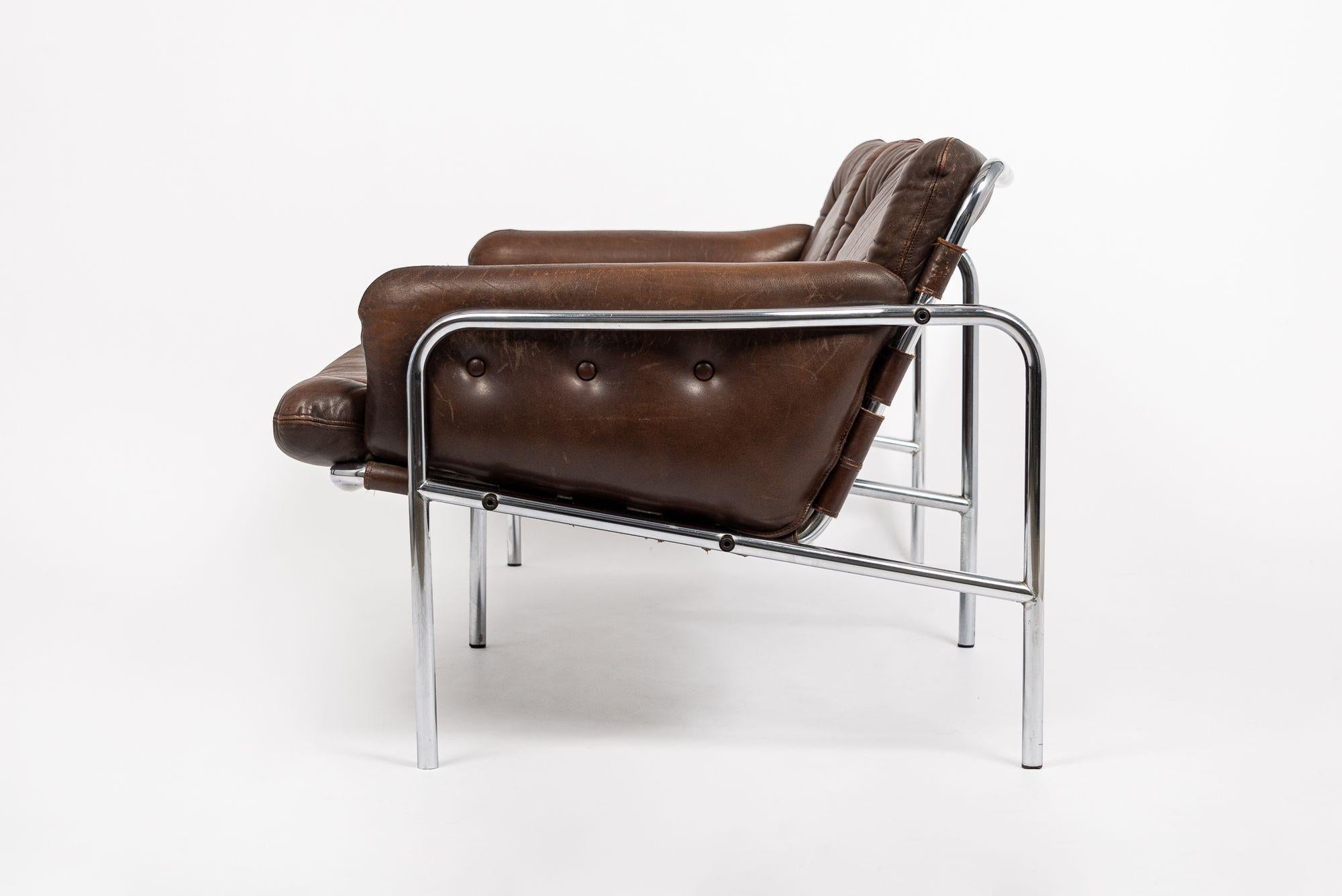 Mid Century Modern Brown Leder Loveseat Sofa 1970s im Angebot 5
