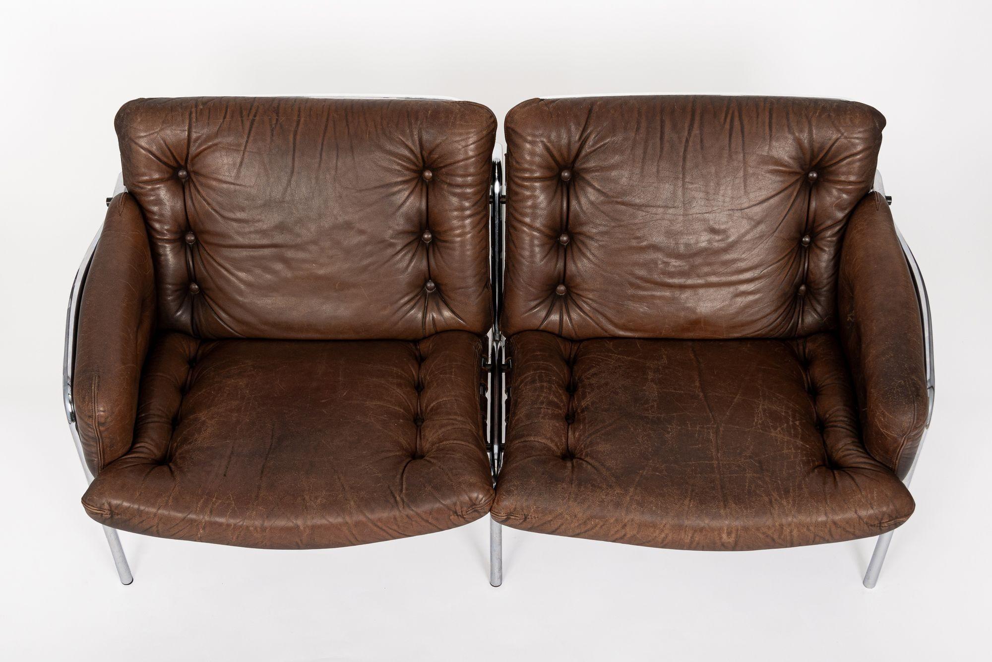 Mid Century Modern Brown Leder Loveseat Sofa 1970s im Angebot 1
