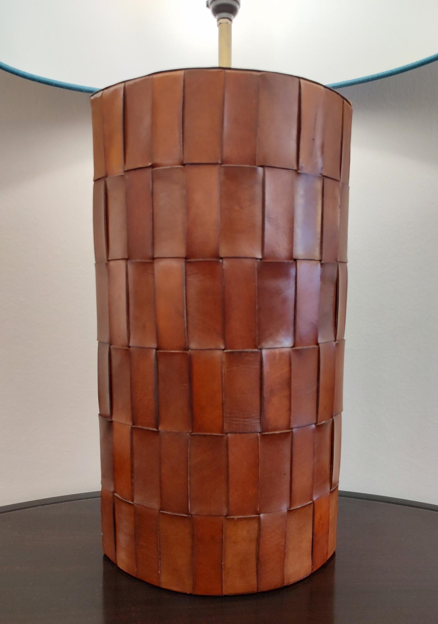 20th Century Mid-Century Modern Brown Leather Table Lamp For Sale
