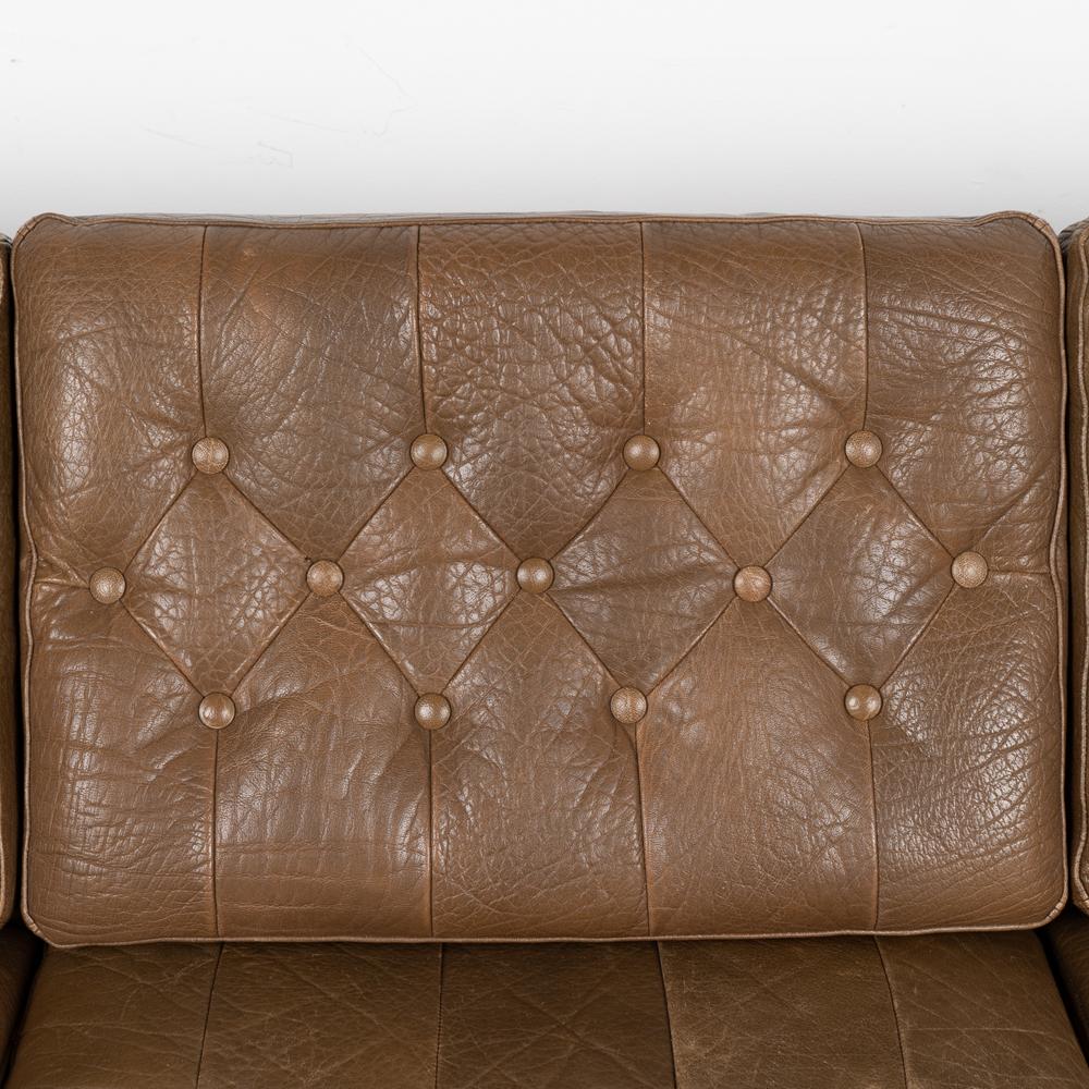 Mid-Century Modern Brown Leather Three Seat Sofa, Denmark circa 1960-70 For Sale 4