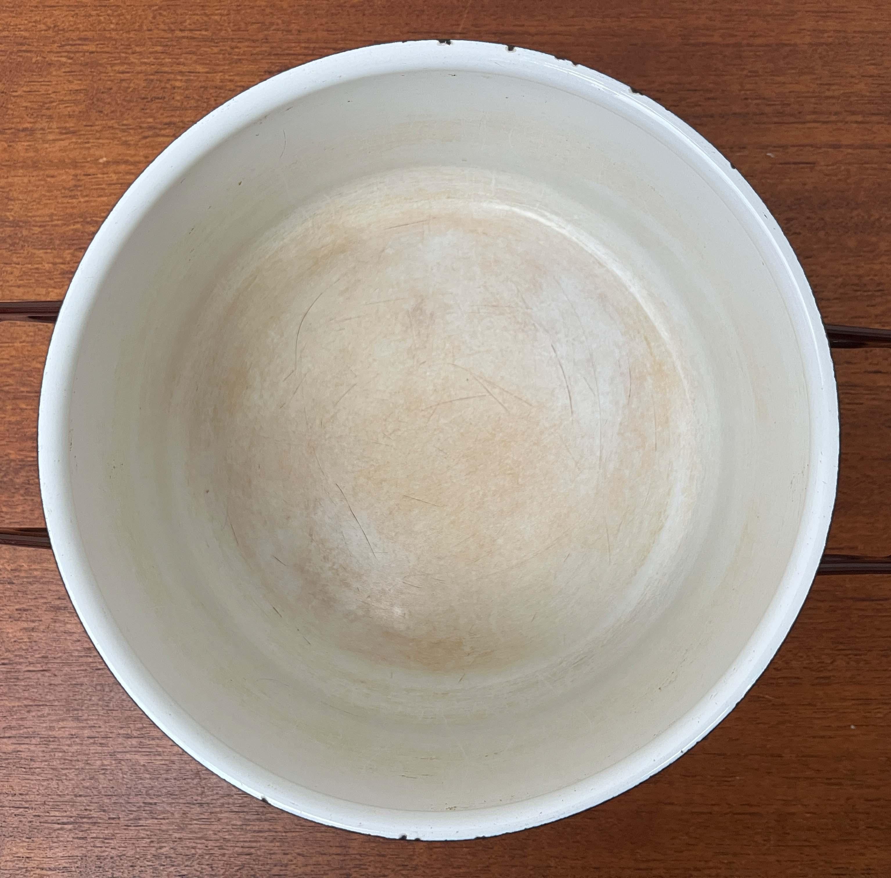 Mid-Century Modern Brown Minimalist Enamel Pot Seppo Mallat Finel Finland 1960s im Angebot 11