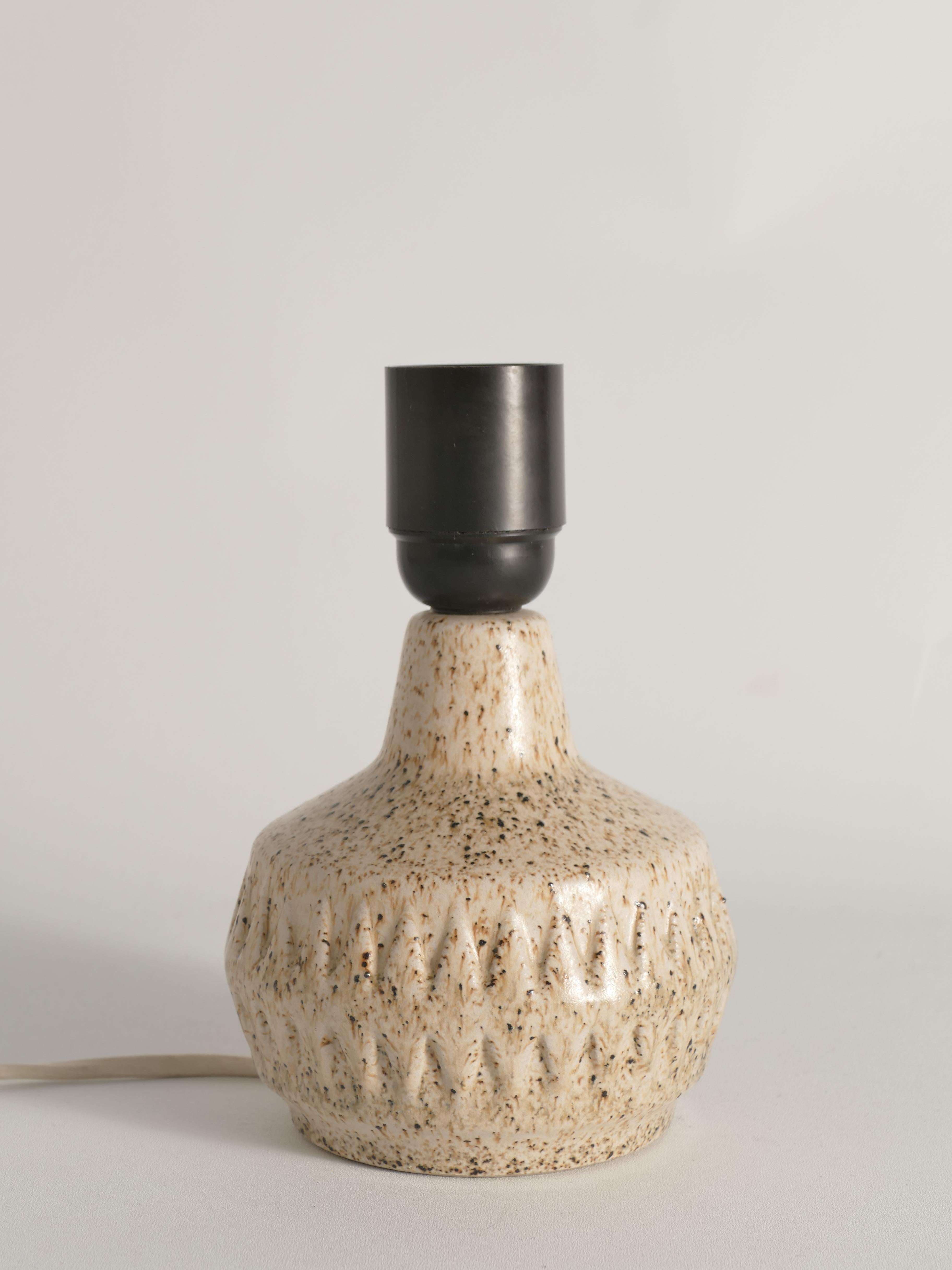 Grès Lampe de table en grès moucheté Brown de The MODERNITY par EGO, Suède, années 1960 en vente