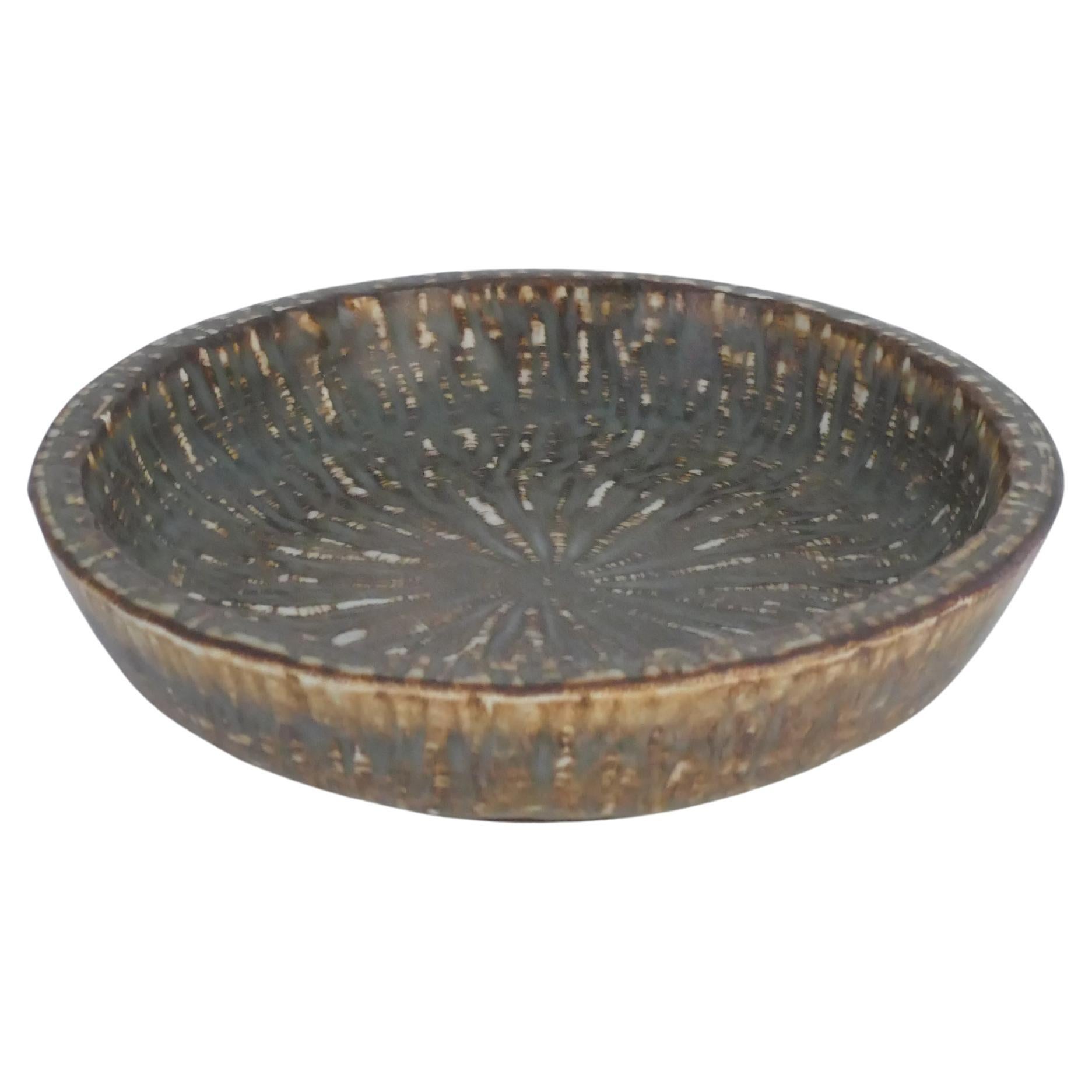 Brown Stoneware Rubus Bowl von Gunnar Nylund für Rörstrand, Mitte des Jahrhunderts, Modern