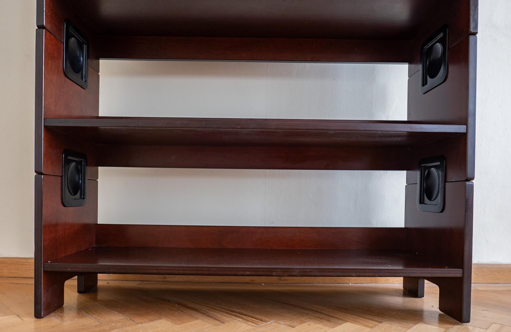Veneer Mid-Century Modern Brown Wooden Stackable Bookcase by BBB Bonacina, Italy 70s For Sale