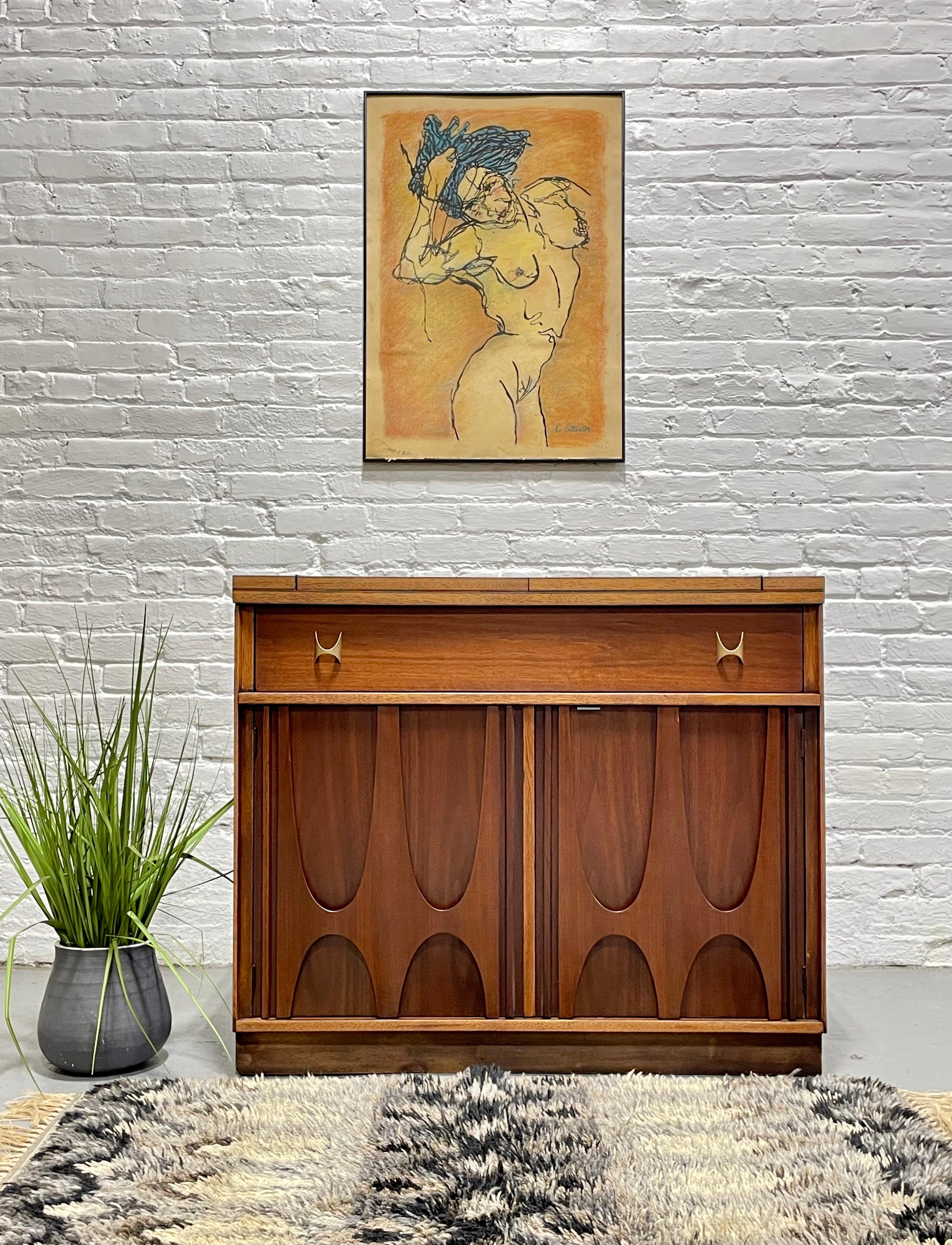 brasilia bar cart
