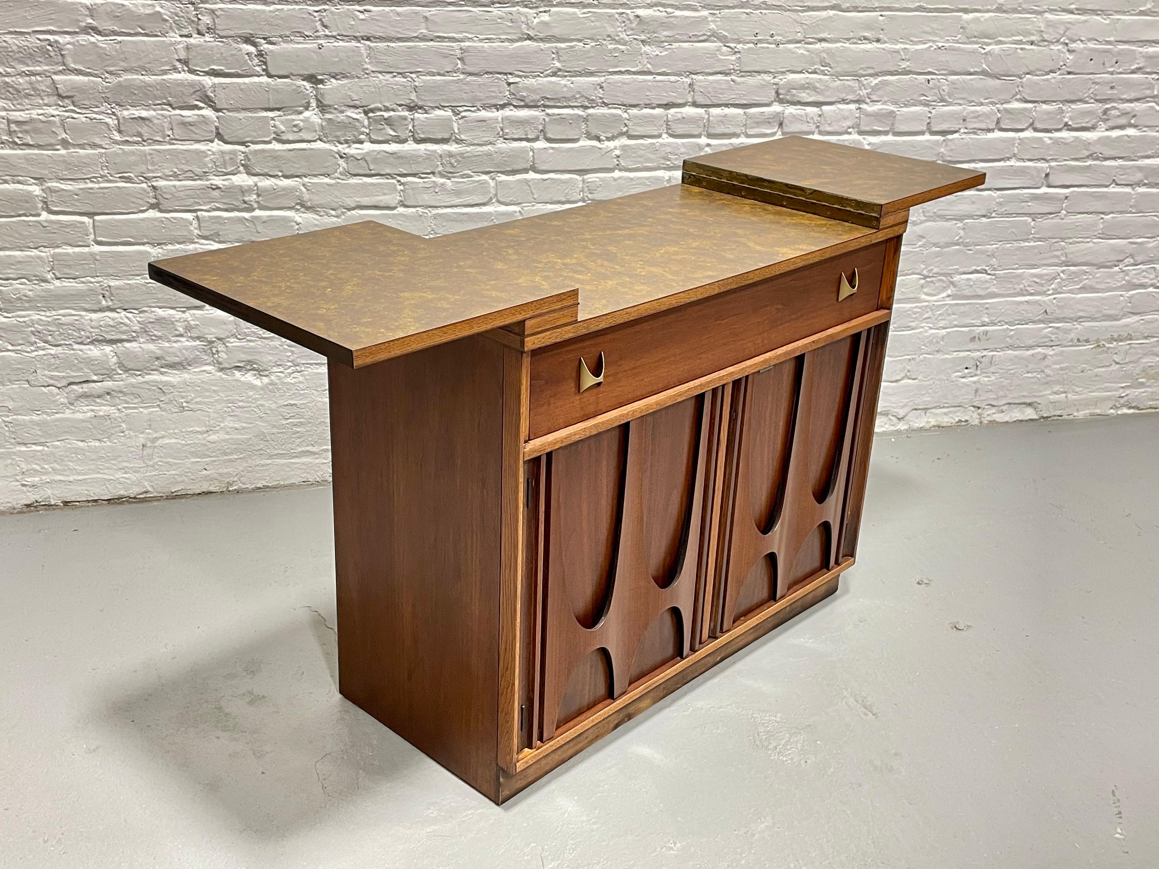 broyhill bar cabinet