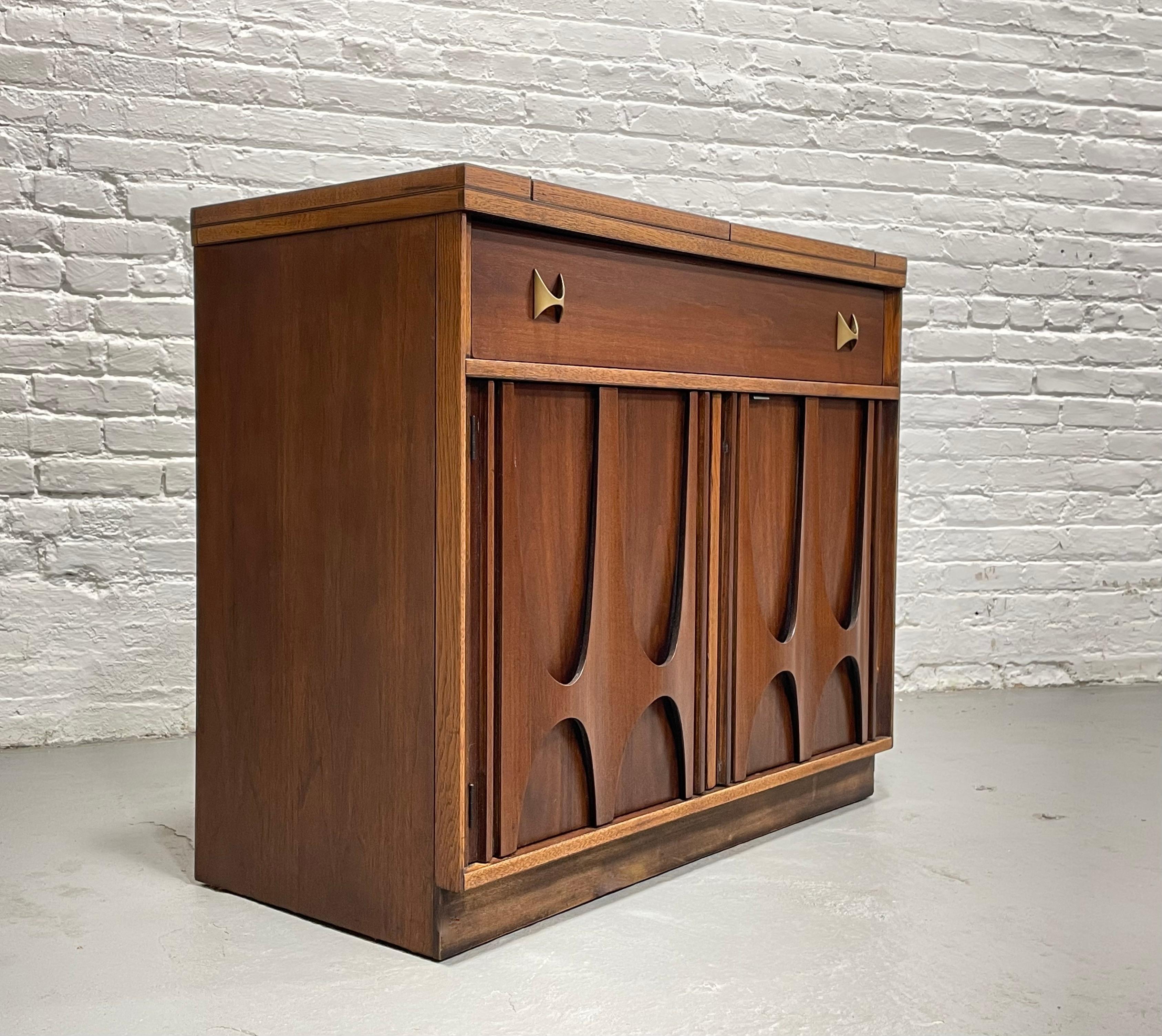 broyhill brasilia bar cart