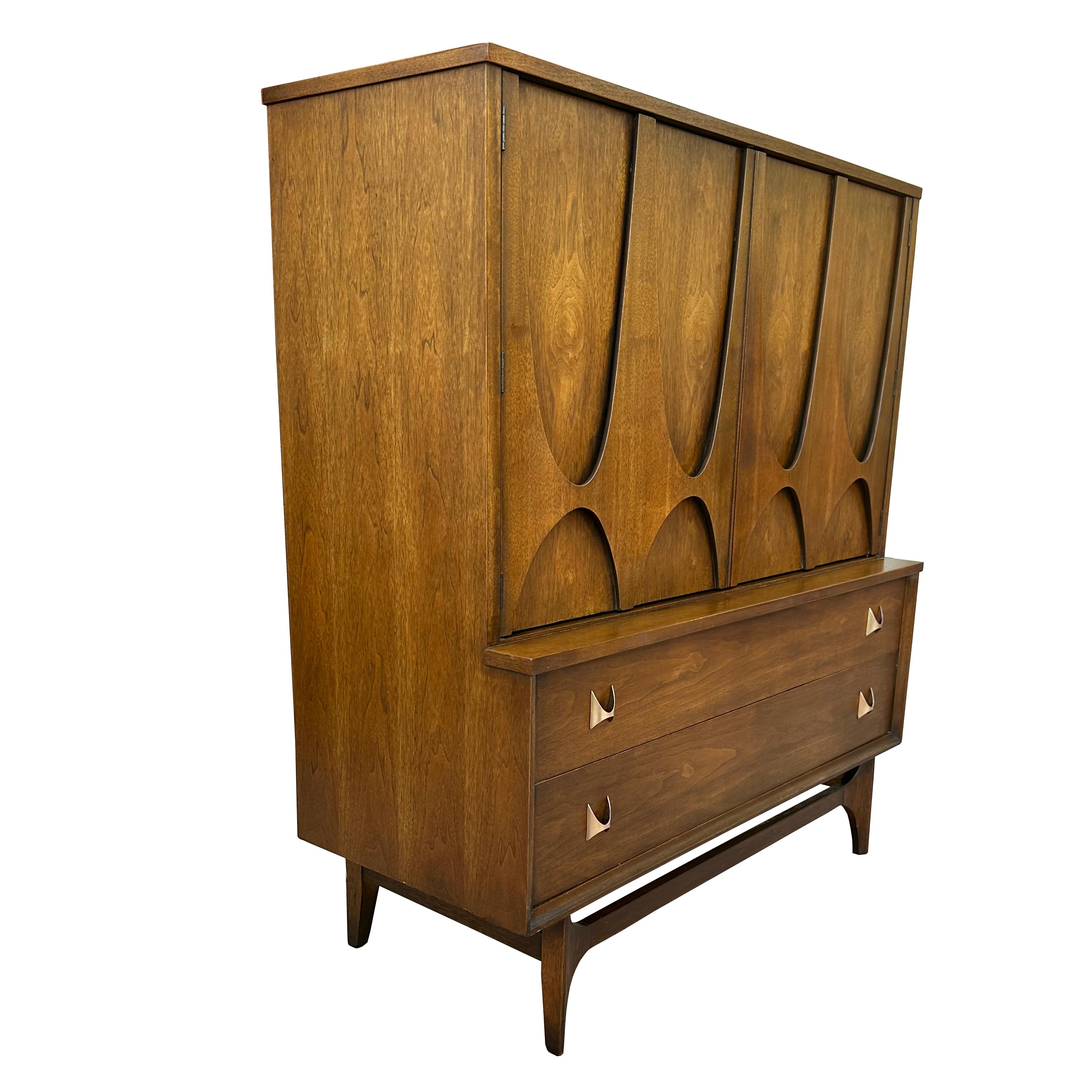 broyhill bedroom set