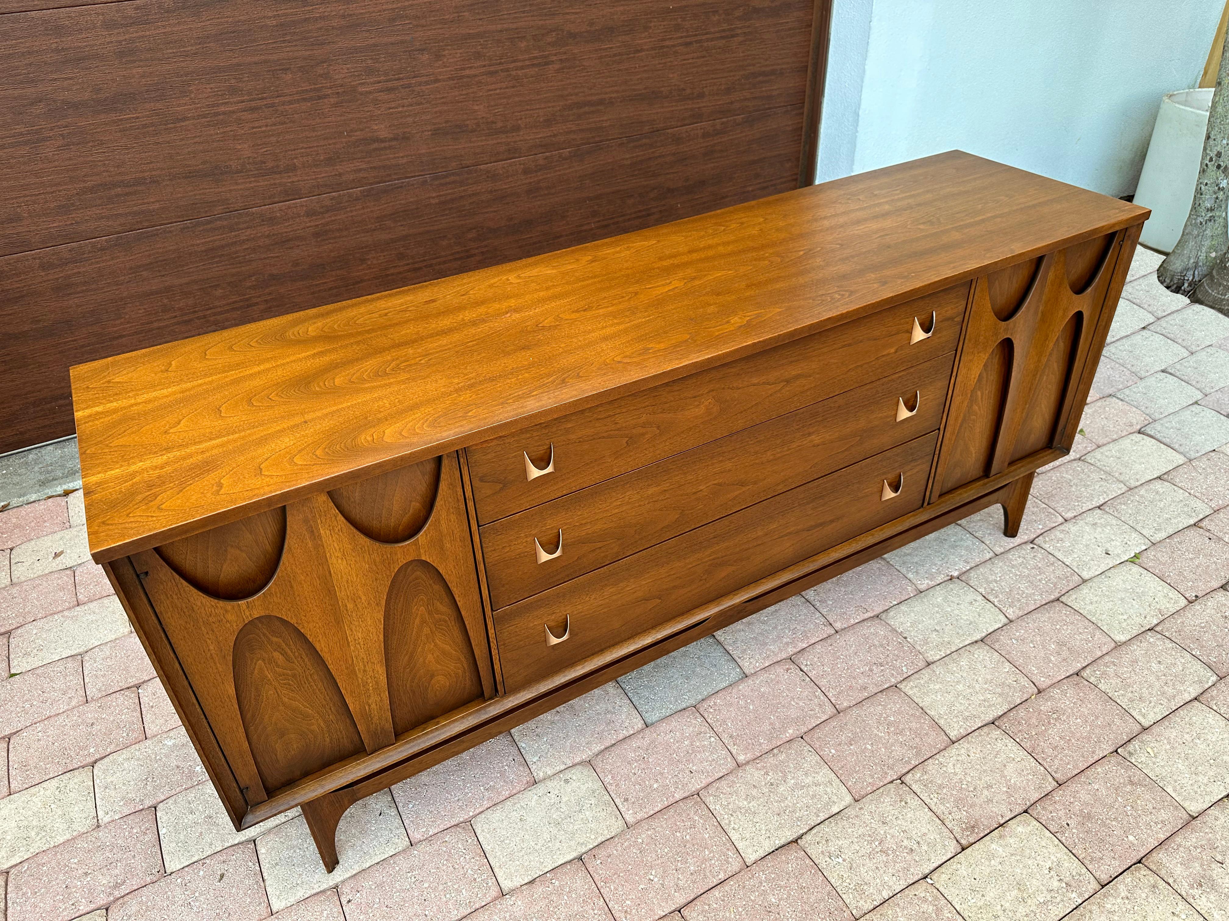 broyhill sculptra bedroom set