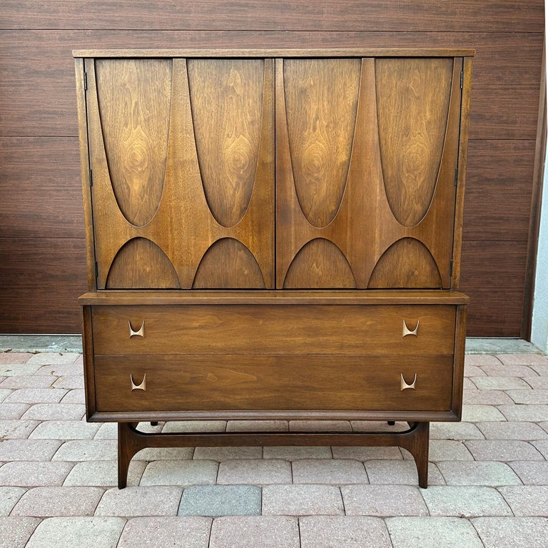MidCentury Modern Broyhill Brasilia Bedroom Set For Sale at 1stDibs