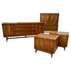 Vintage Mid-Century Modern Broyhill Brasilia Bedroom Set