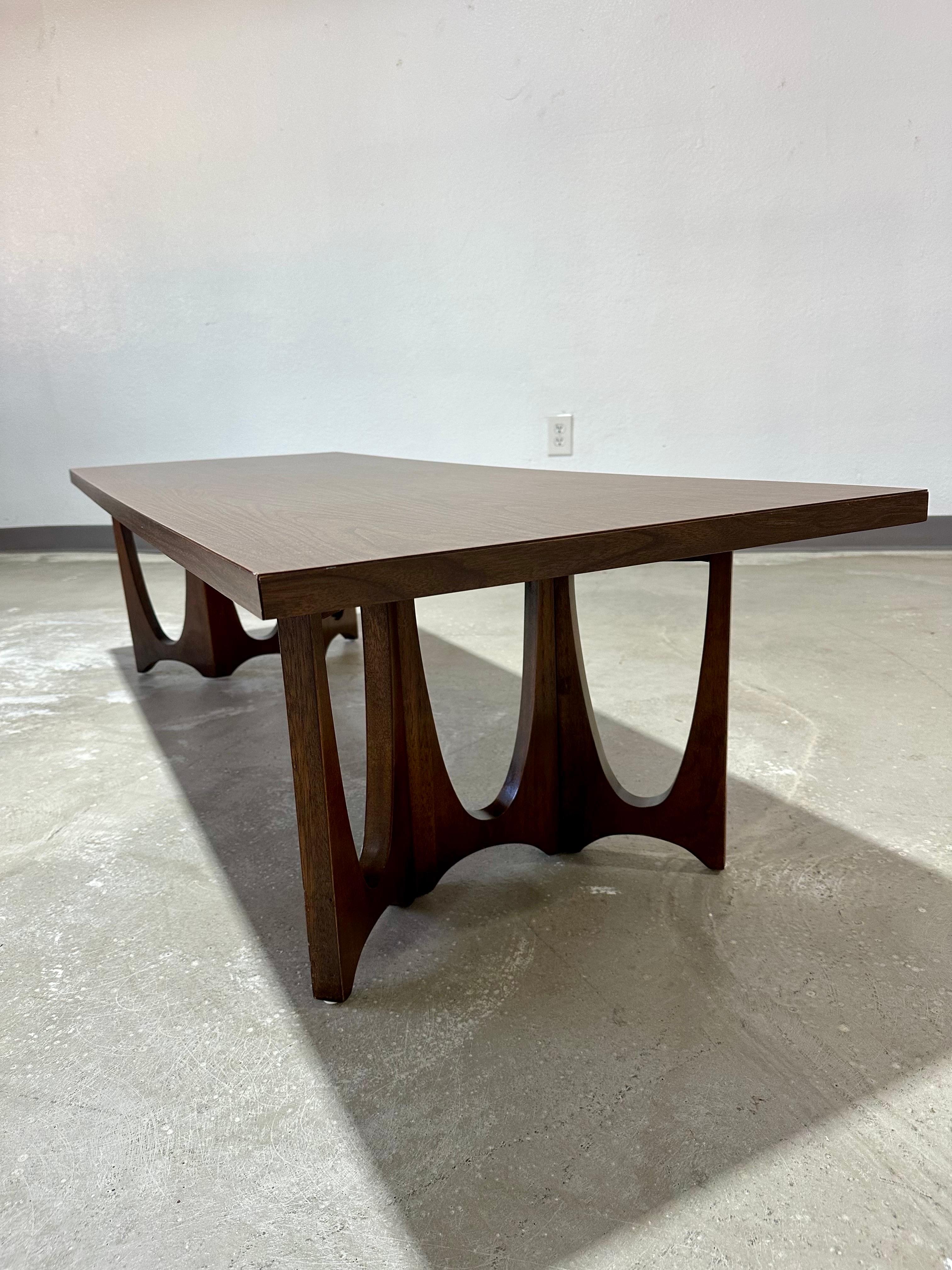 Mid-Century Modern Mid Century Modern Broyhill Brasilia Coffee Table