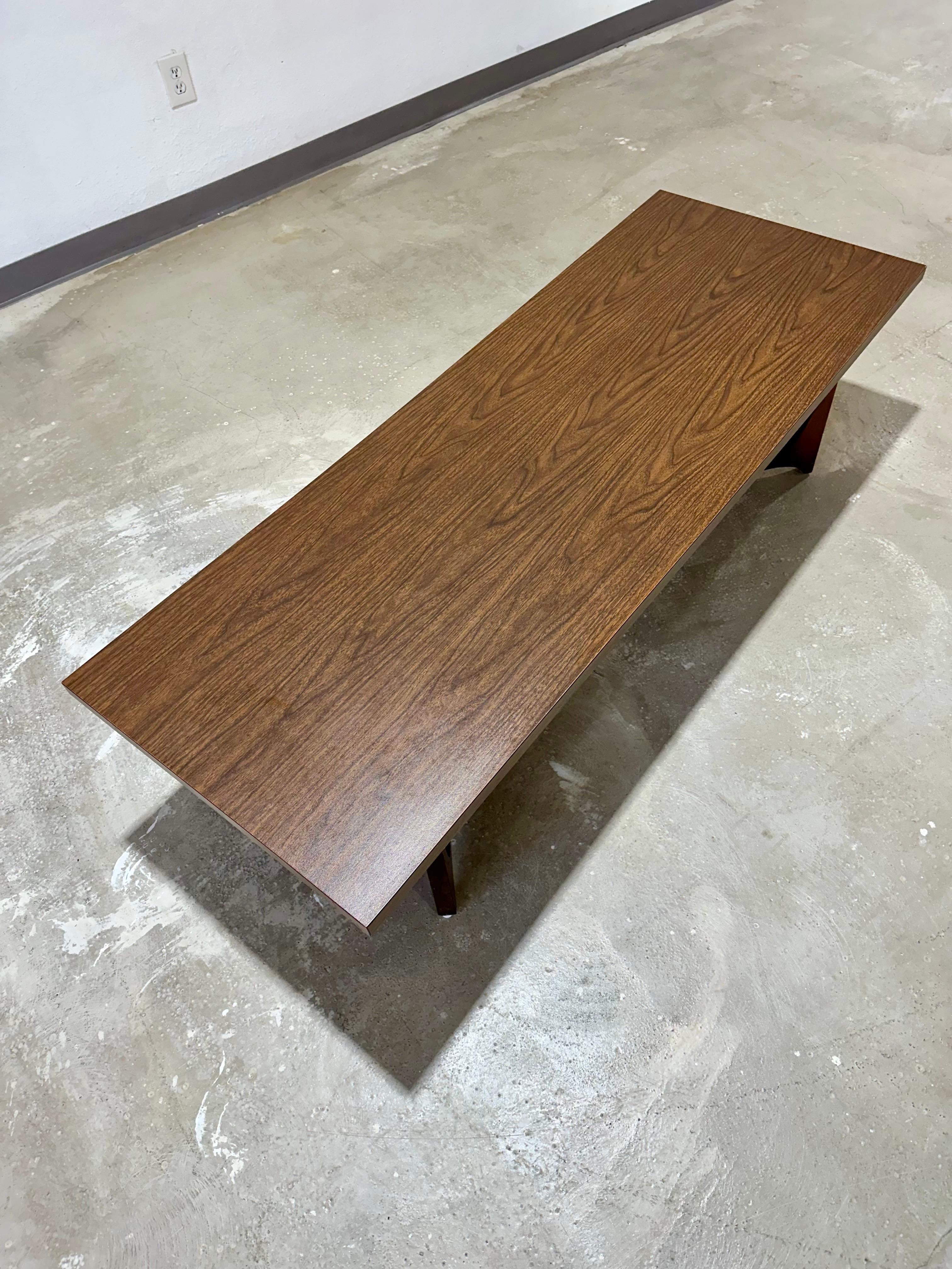 Laminate Mid Century Modern Broyhill Brasilia Coffee Table