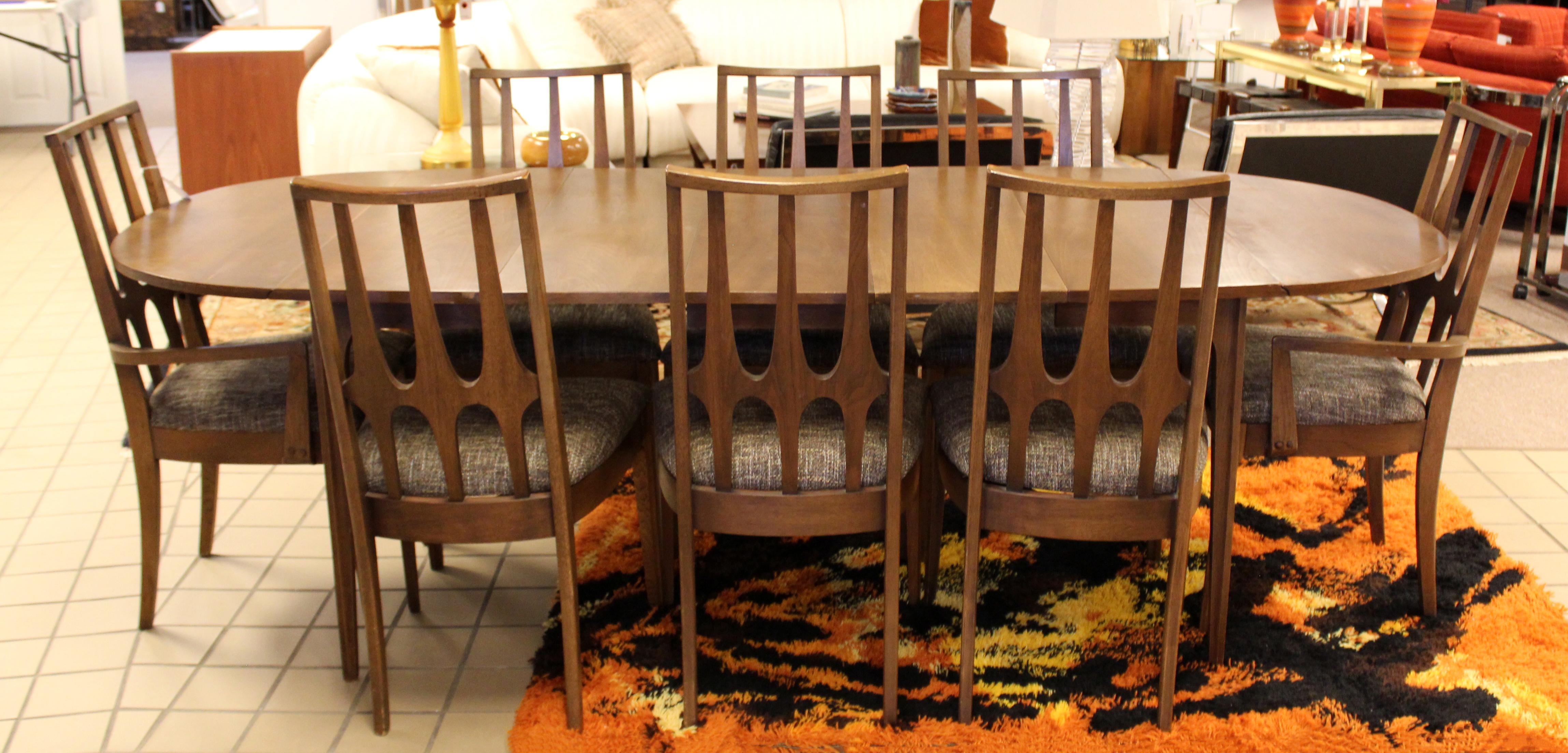 broyhill brasilia dining table