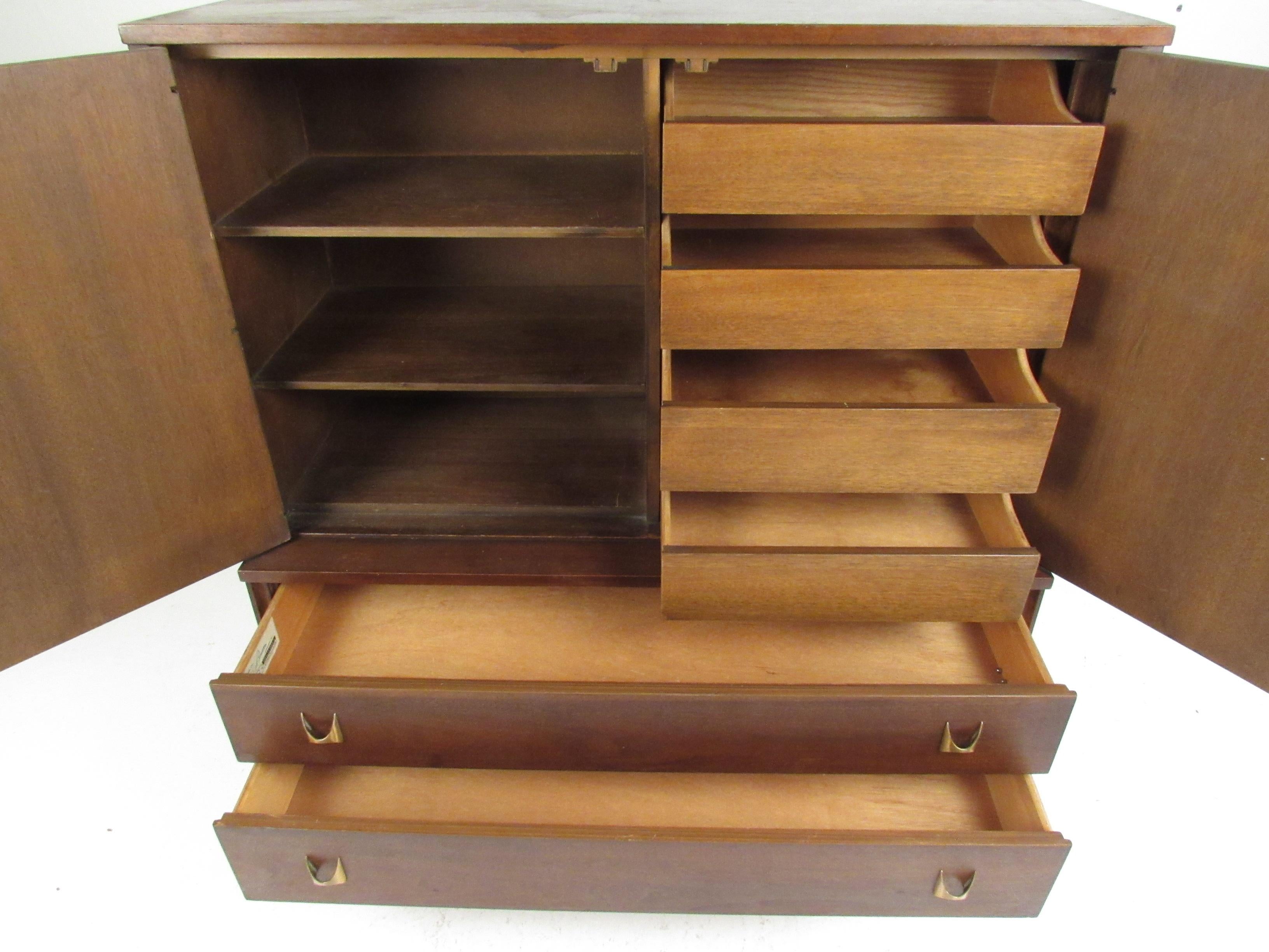 broyhill brasilia dresser