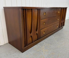 Mid-Century Modern Broyhill Brasilia Sideboard