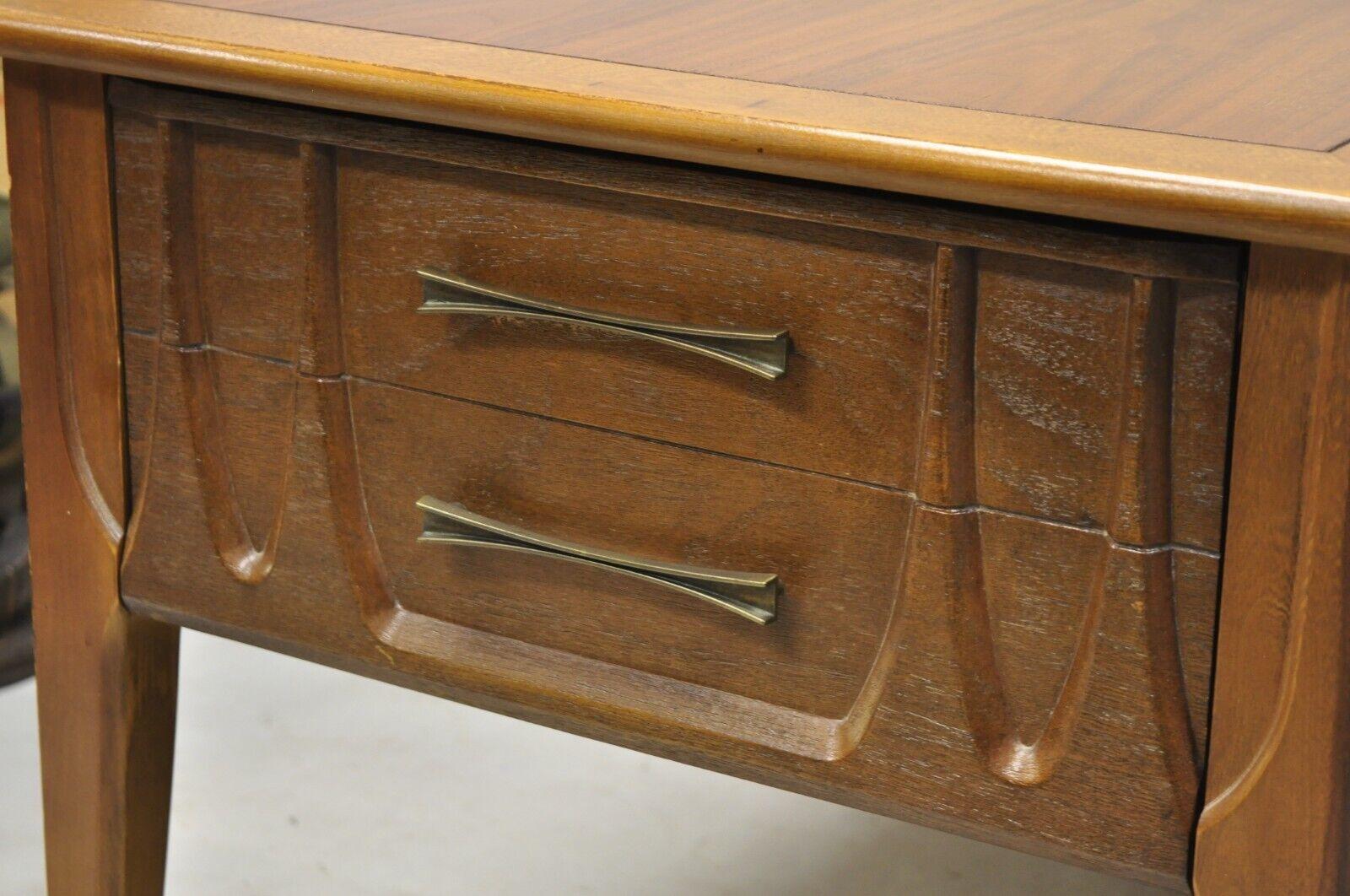 Mid-Century Modern Broyhill Brasilia Style Sculpted Walnut End Tables, a Pair 7