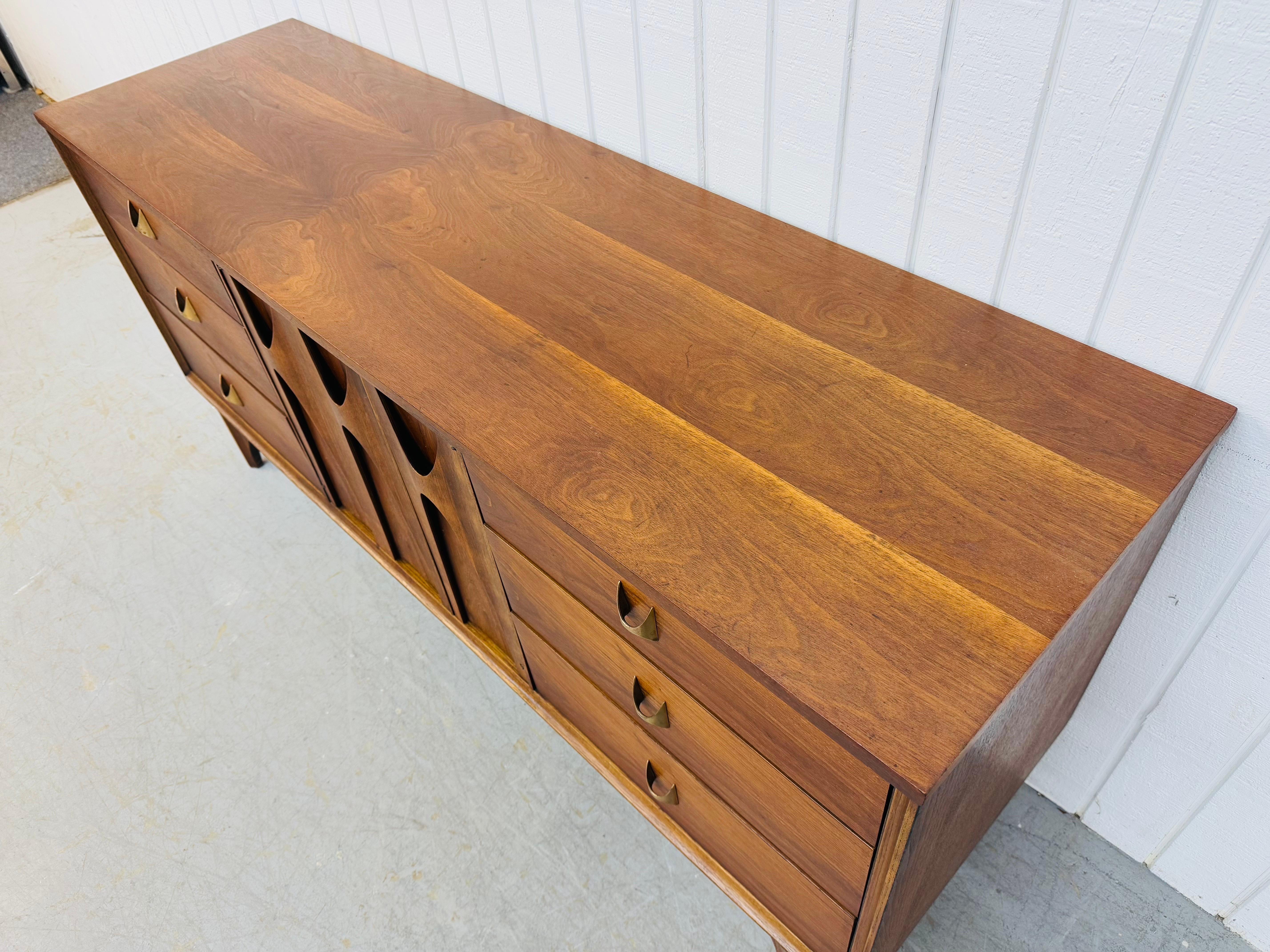20th Century Mid-Century Modern Broyhill Brasilia Walnut 9-Drawer Dresser