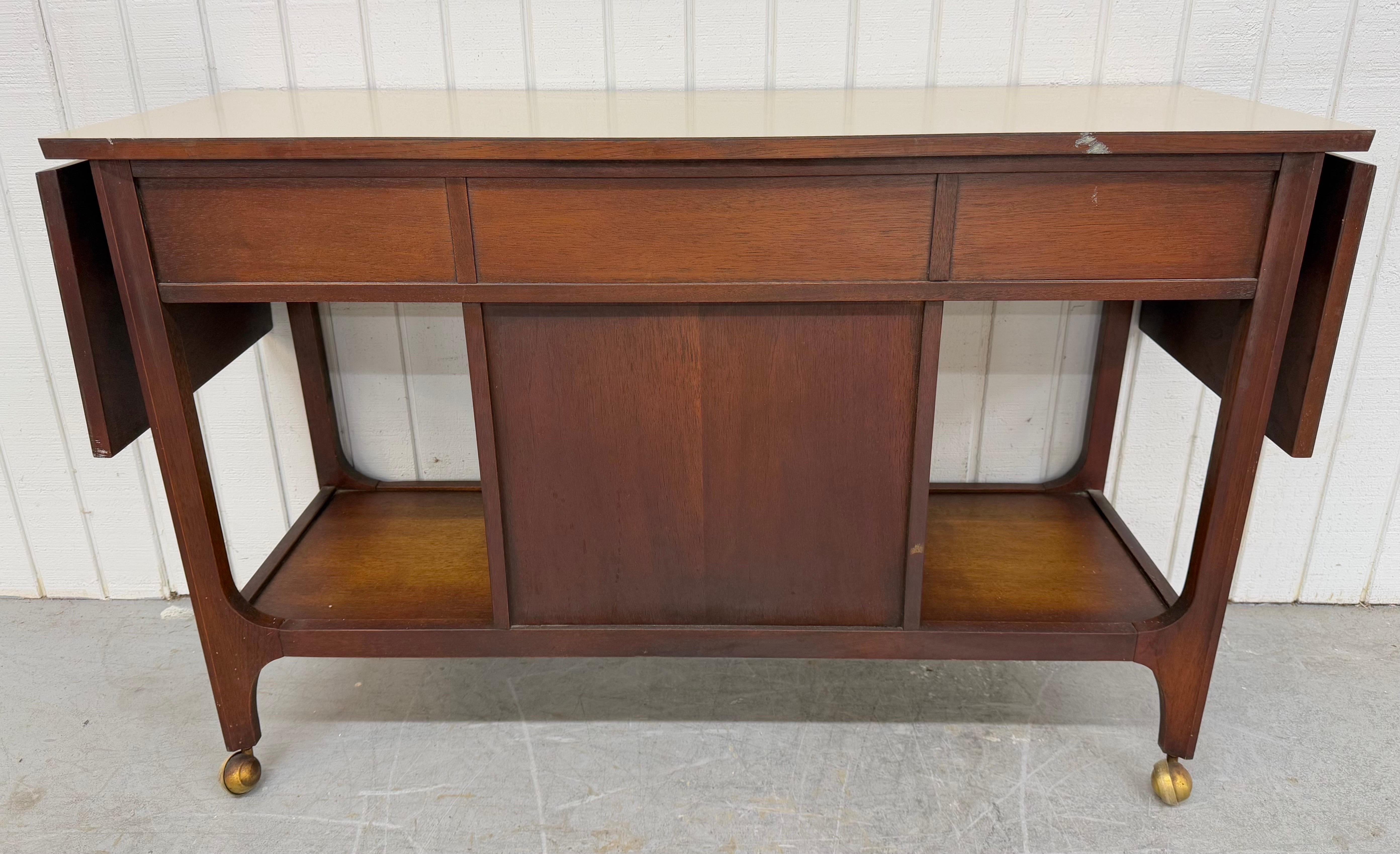 Broyhill Brasilia Barwagen aus Nussbaumholz, Mid-Century Modern 3