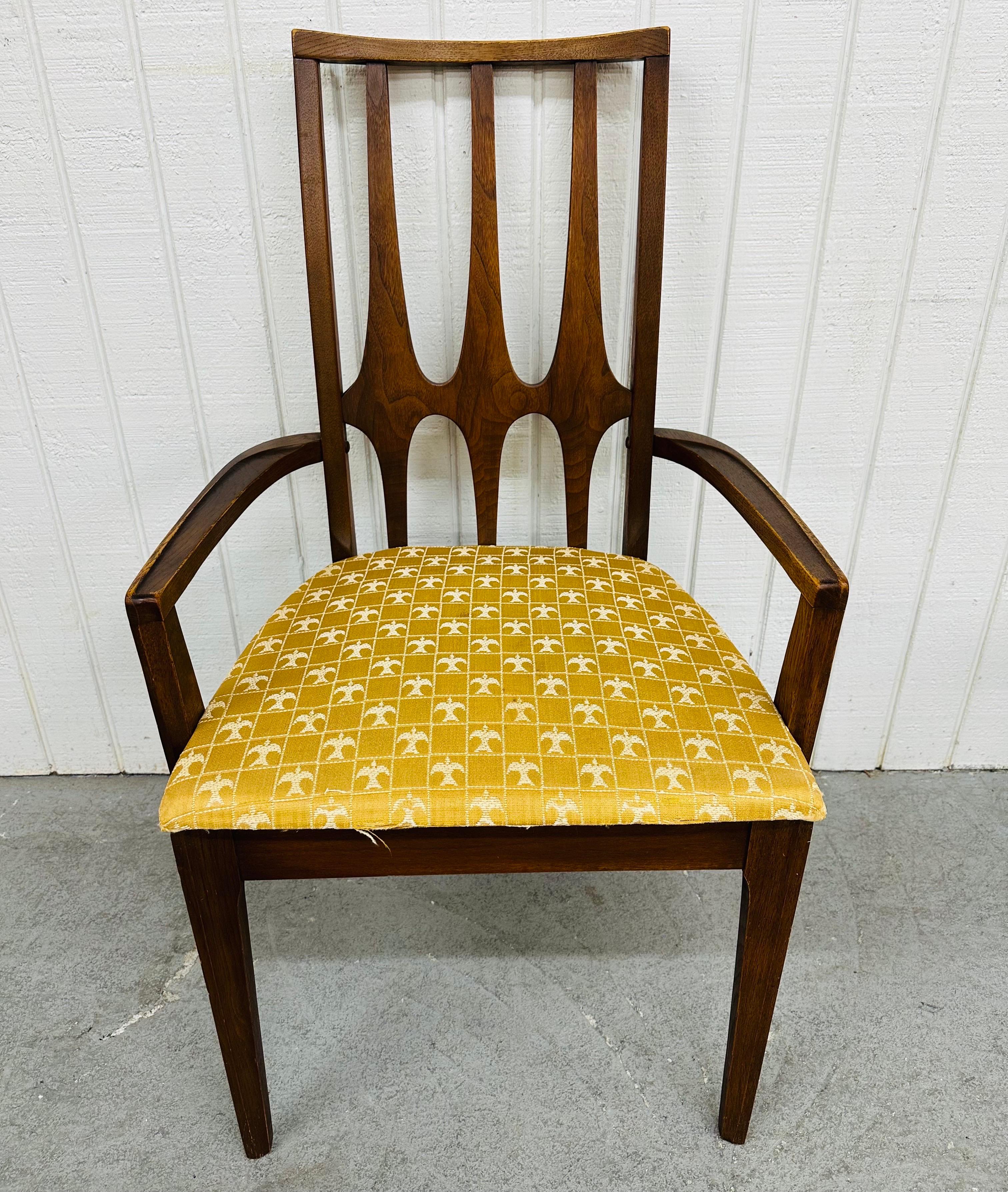 Mid-Century Modern Broyhill Brasilia Walnut Dining Chairs - Set of 6 In Good Condition In Clarksboro, NJ